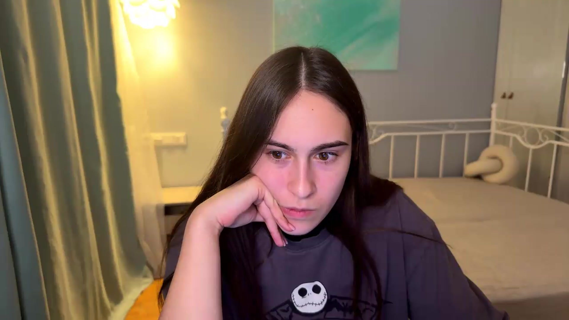 Gallery image thumbnail from ulohu's myfreecams stream on, 09/08/2026, 22:05 image 16 of 20