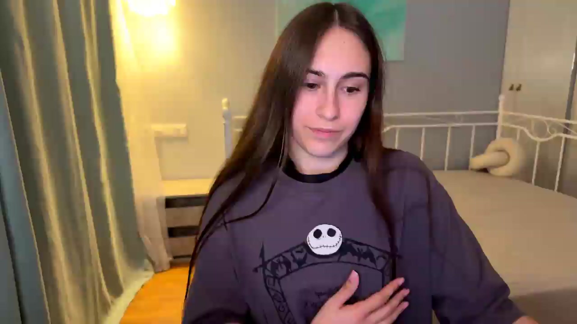 Gallery image thumbnail from ulohu's myfreecams stream on, 09/08/2026, 22:51 image 1 of 20