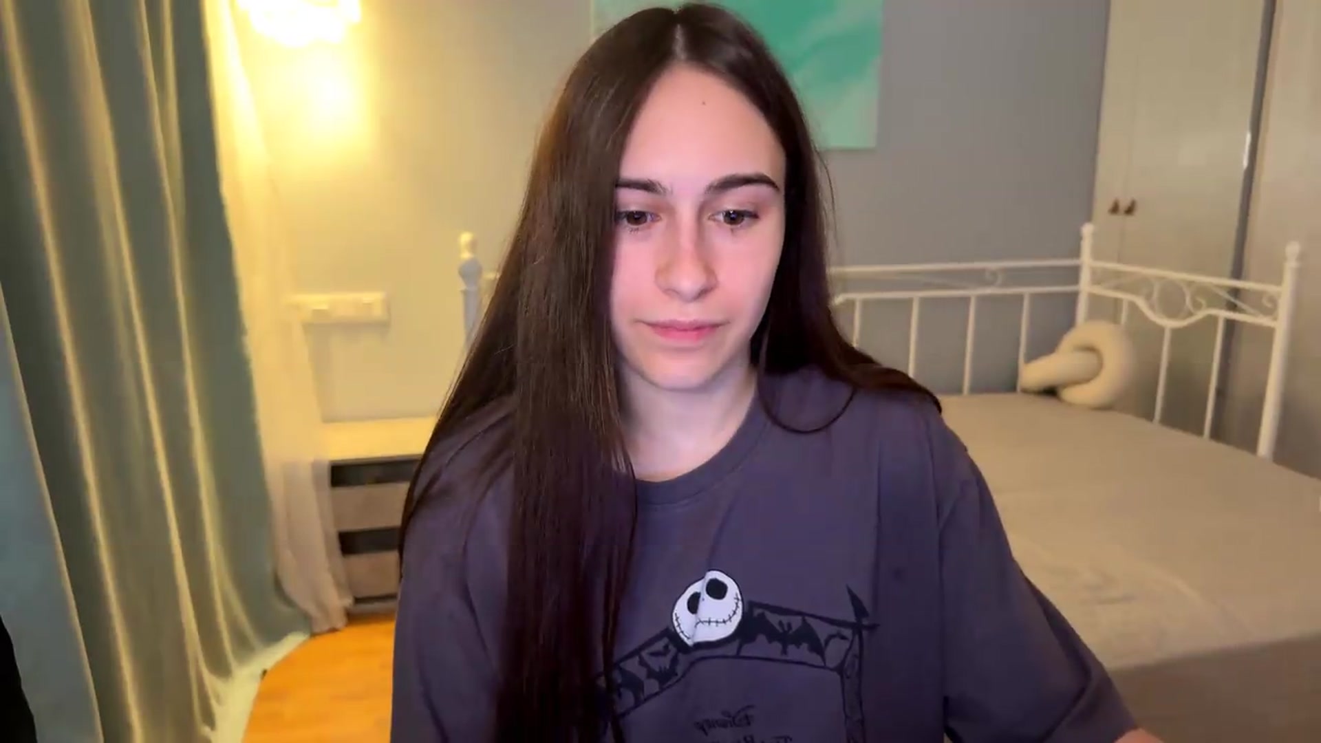 Gallery image thumbnail from ulohu's myfreecams stream on, 09/10/2026, 22:39 image 4 of 20