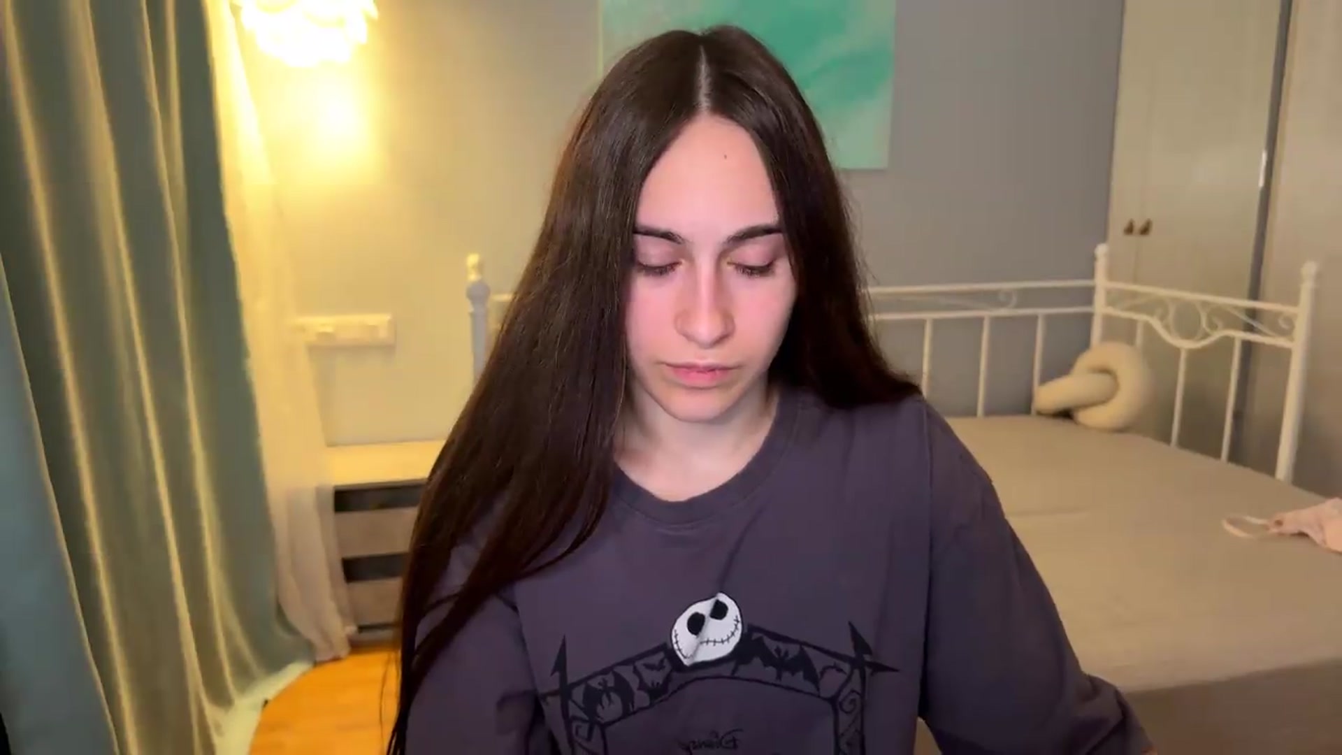 Gallery image thumbnail from ulohu's myfreecams stream on, 09/10/2026, 23:26 image 12 of 20