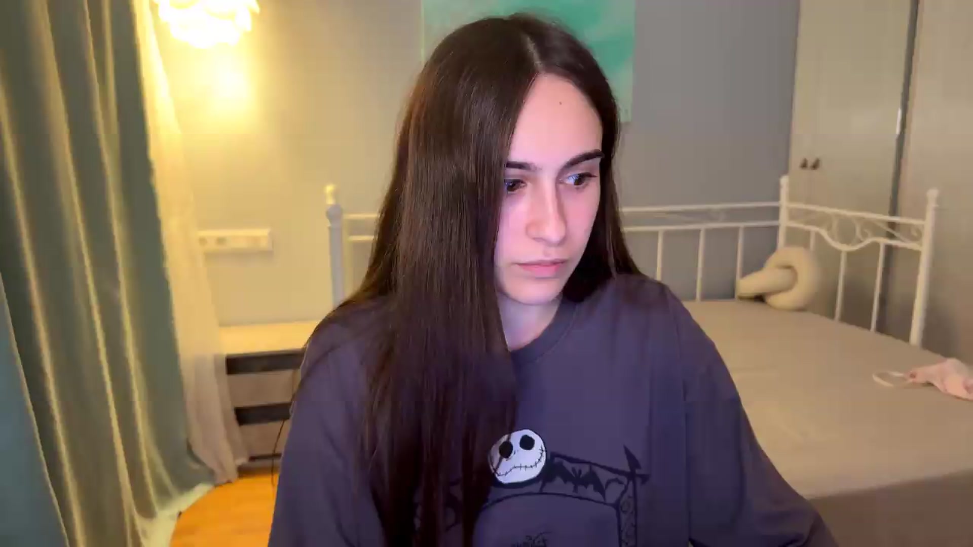 Gallery image thumbnail from ulohu's myfreecams stream on, 09/11/2026, 01:06 image 5 of 20