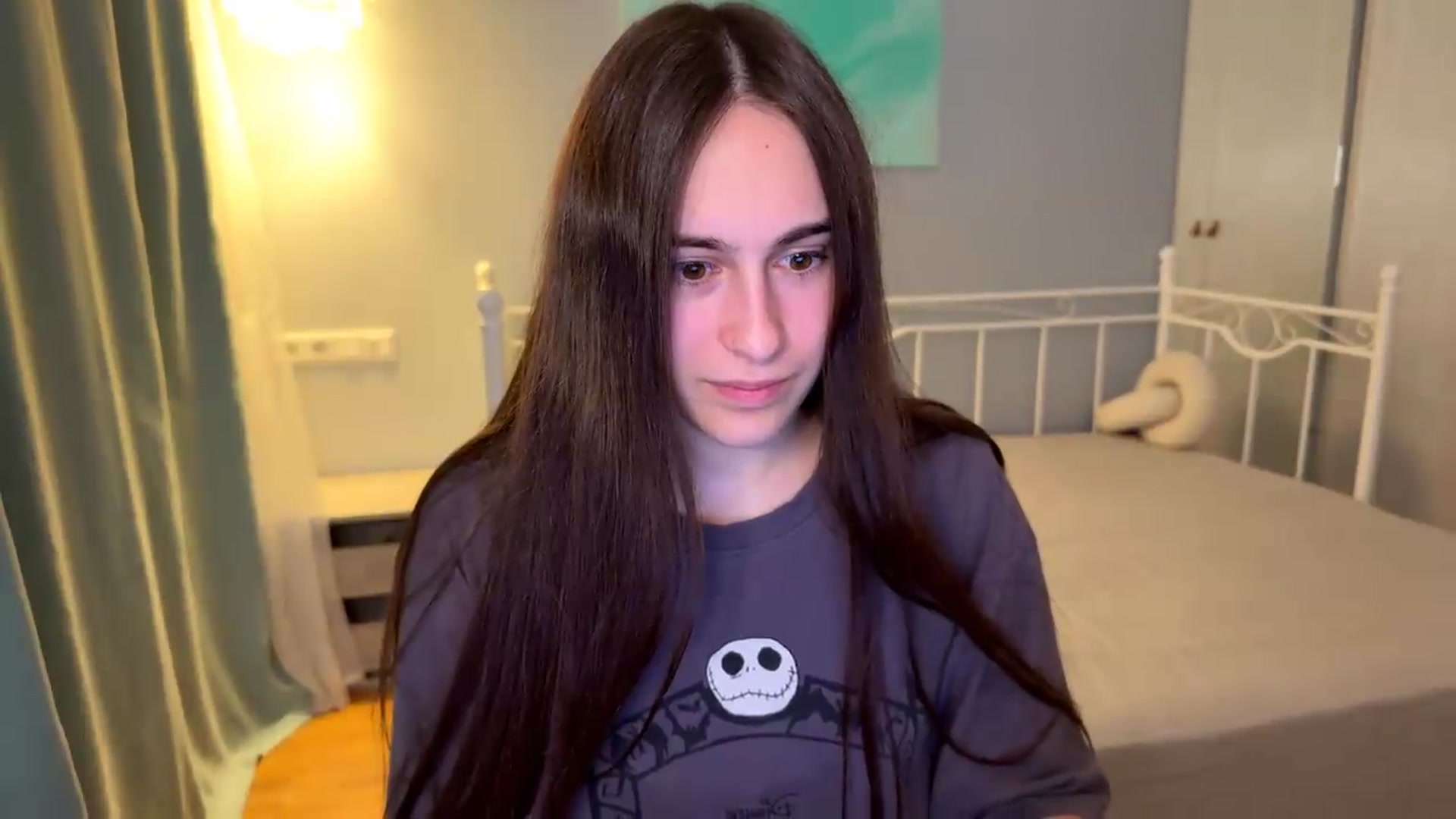 Gallery image thumbnail from ulohu's myfreecams stream on, 09/12/2026, 01:41 image 7 of 20