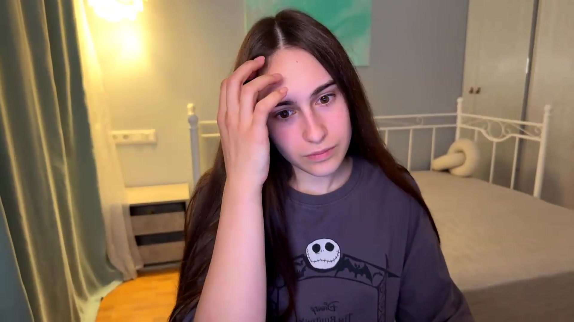 Gallery image thumbnail from ulohu's myfreecams stream on, 09/12/2026, 01:41 image 2 of 20