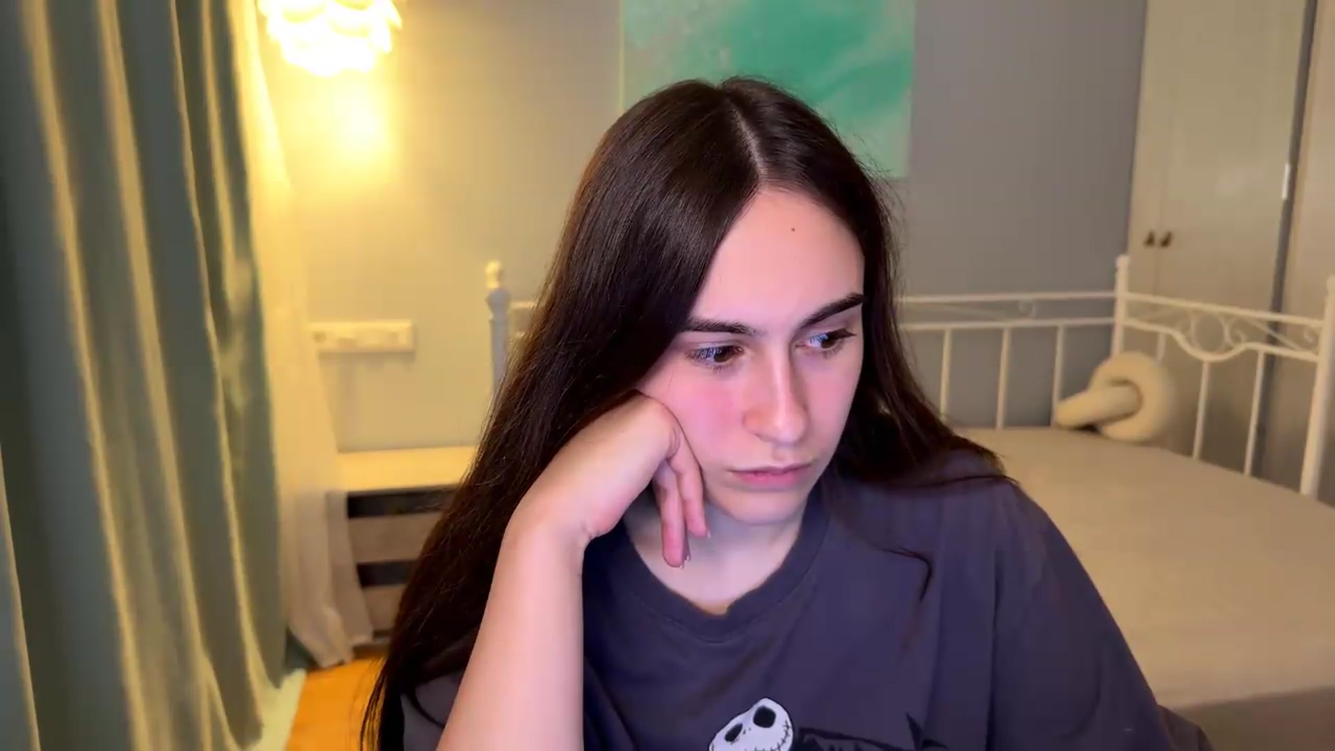 Gallery image thumbnail from ulohu's myfreecams stream on, 09/12/2026, 21:21 image 9 of 20