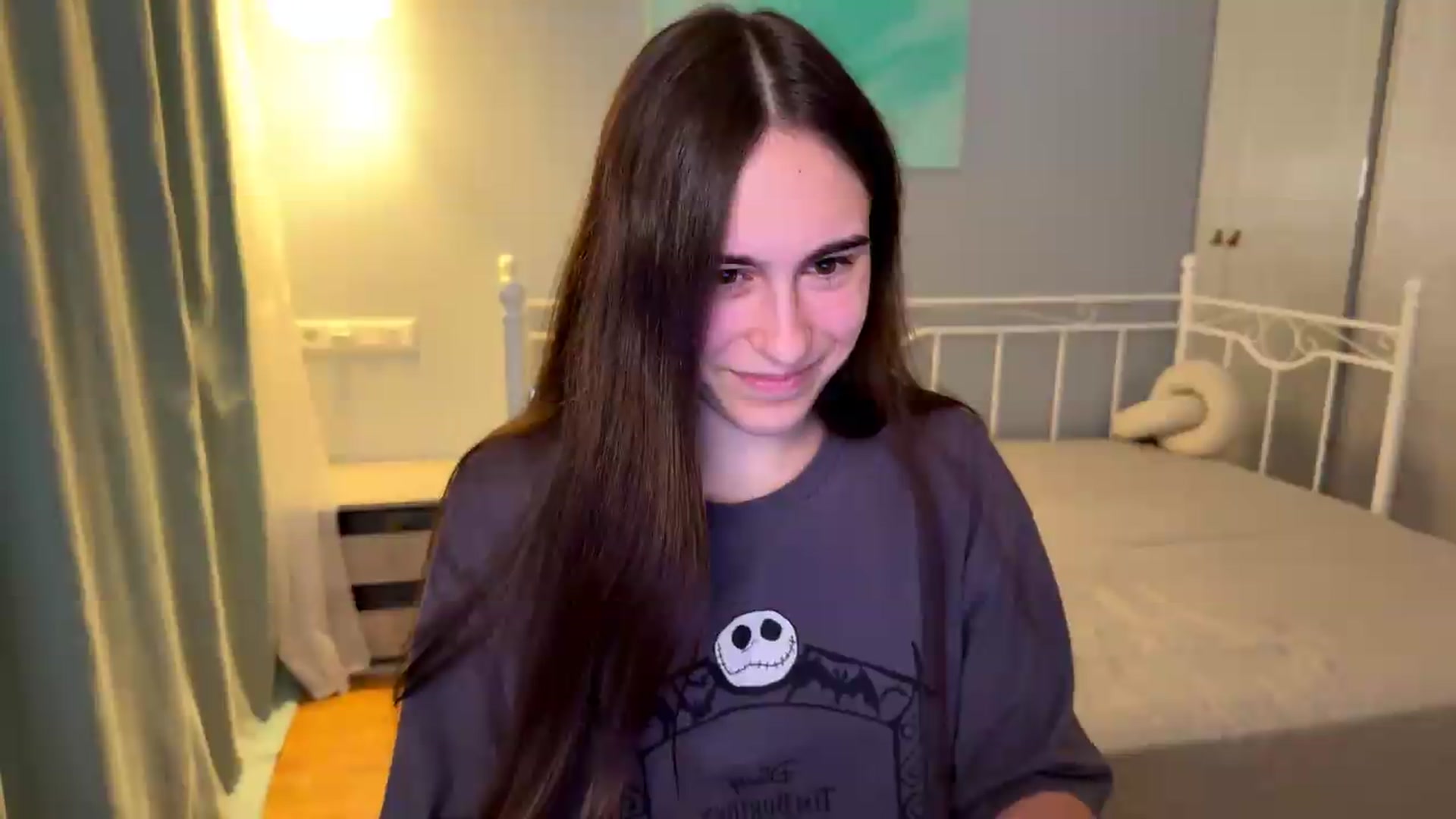 Gallery image thumbnail from ulohu's myfreecams stream on, 09/12/2026, 23:36 image 12 of 20
