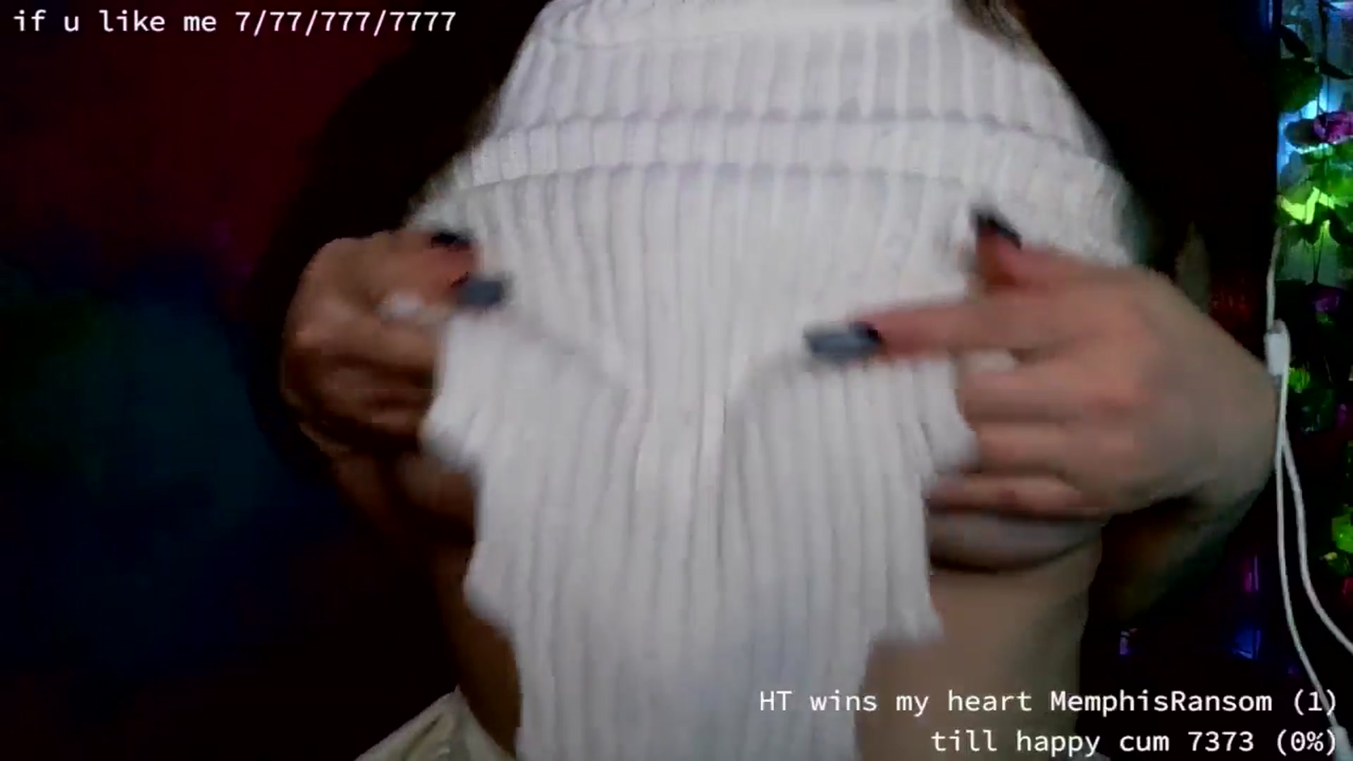 Gallery image thumbnail from unHappyRobot's myfreecams stream on, 06/21/2024, 20:34 image 4 of 20