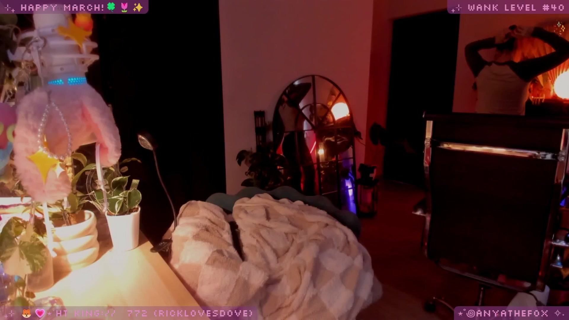 Gallery image thumbnail from unLovedDove's myfreecams stream on, 03/01/2026, 10:47 image 6 of 20