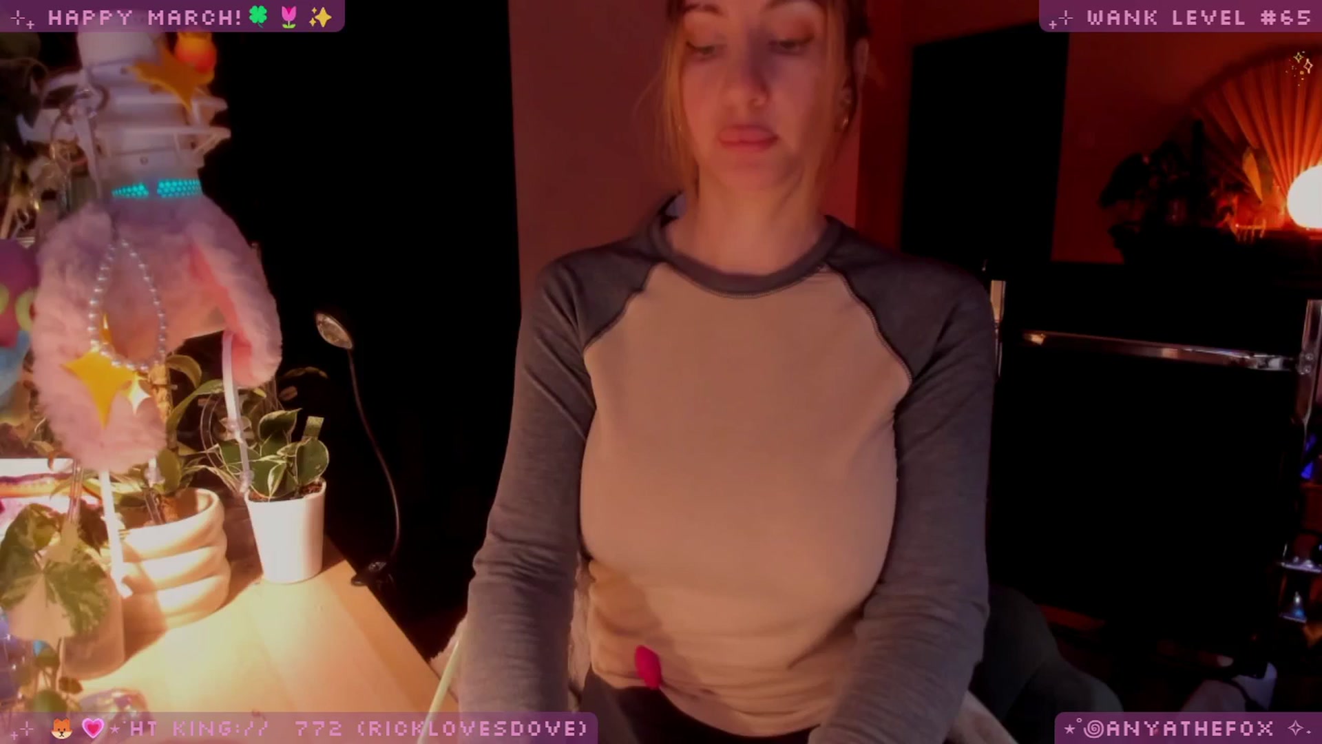 Gallery image thumbnail from unLovedDove's myfreecams stream on, 03/01/2026, 10:47 image 19 of 20