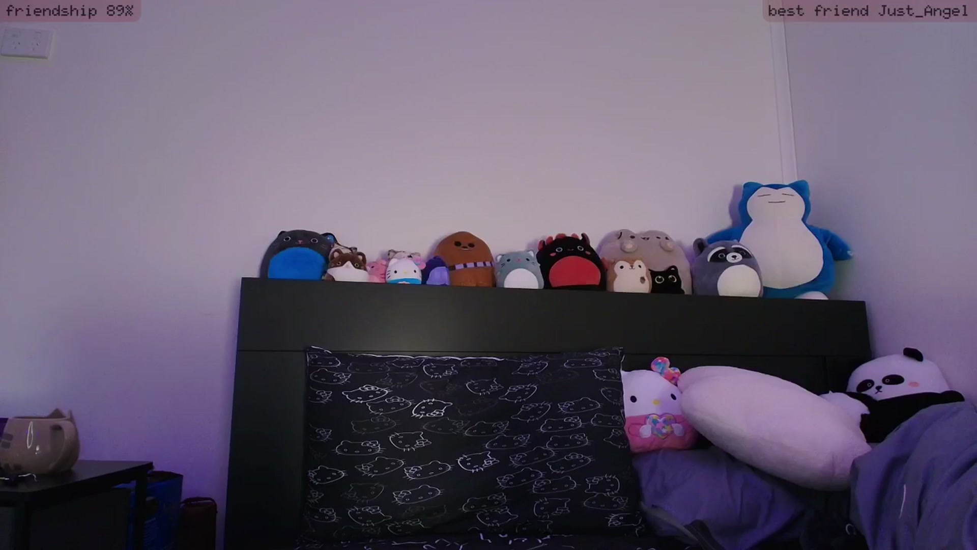 Gallery image thumbnail from unfriendly's myfreecams stream on, 04/10/2026, 03:27 image 16 of 20