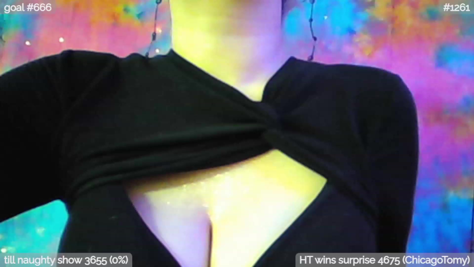 Gallery image thumbnail from unique_one's myfreecams stream on, 02/19/2023, 05:49 image 10 of 20