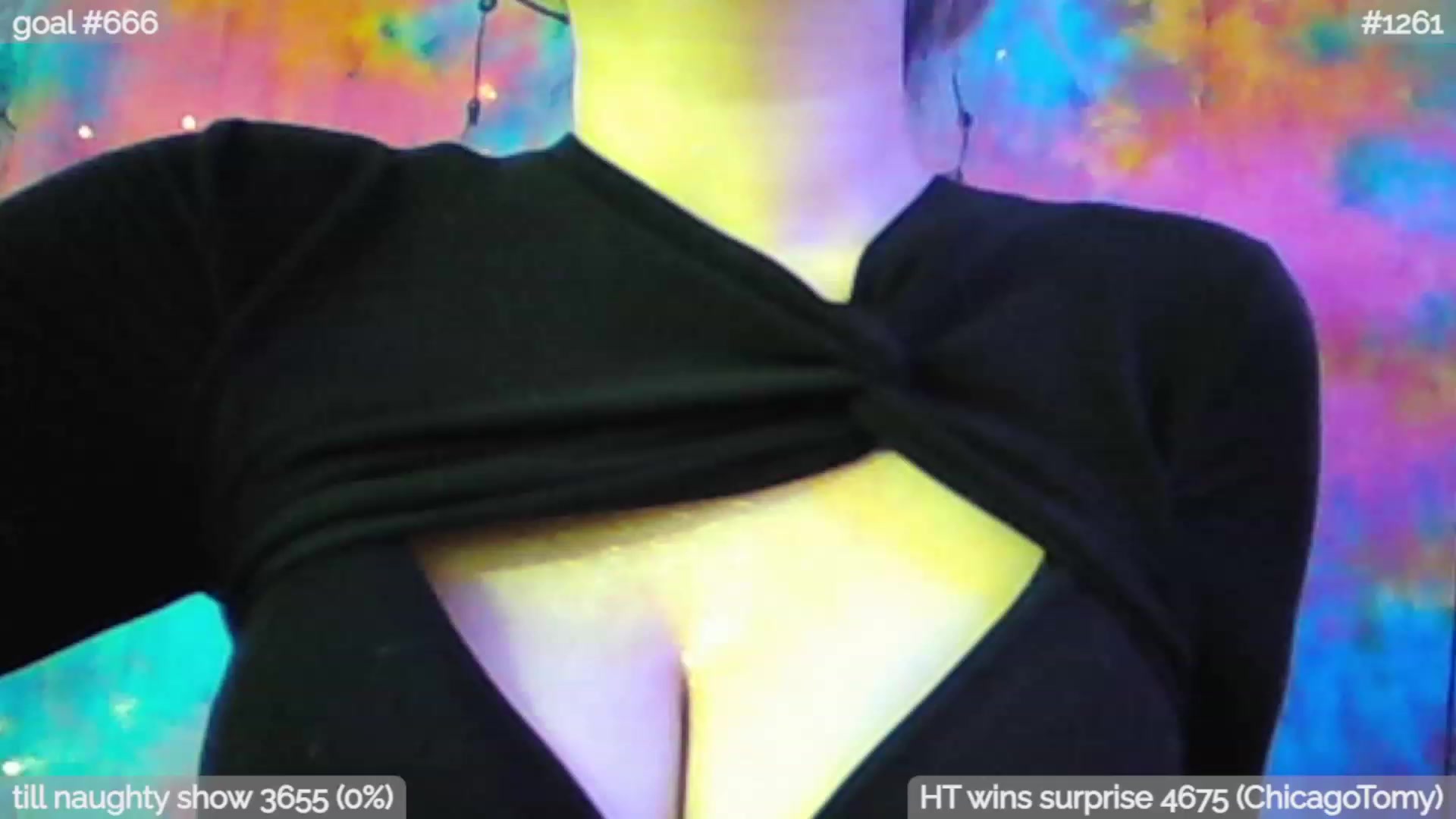 Gallery image thumbnail from unique_one's myfreecams stream on, 02/19/2023, 05:49 image 9 of 20