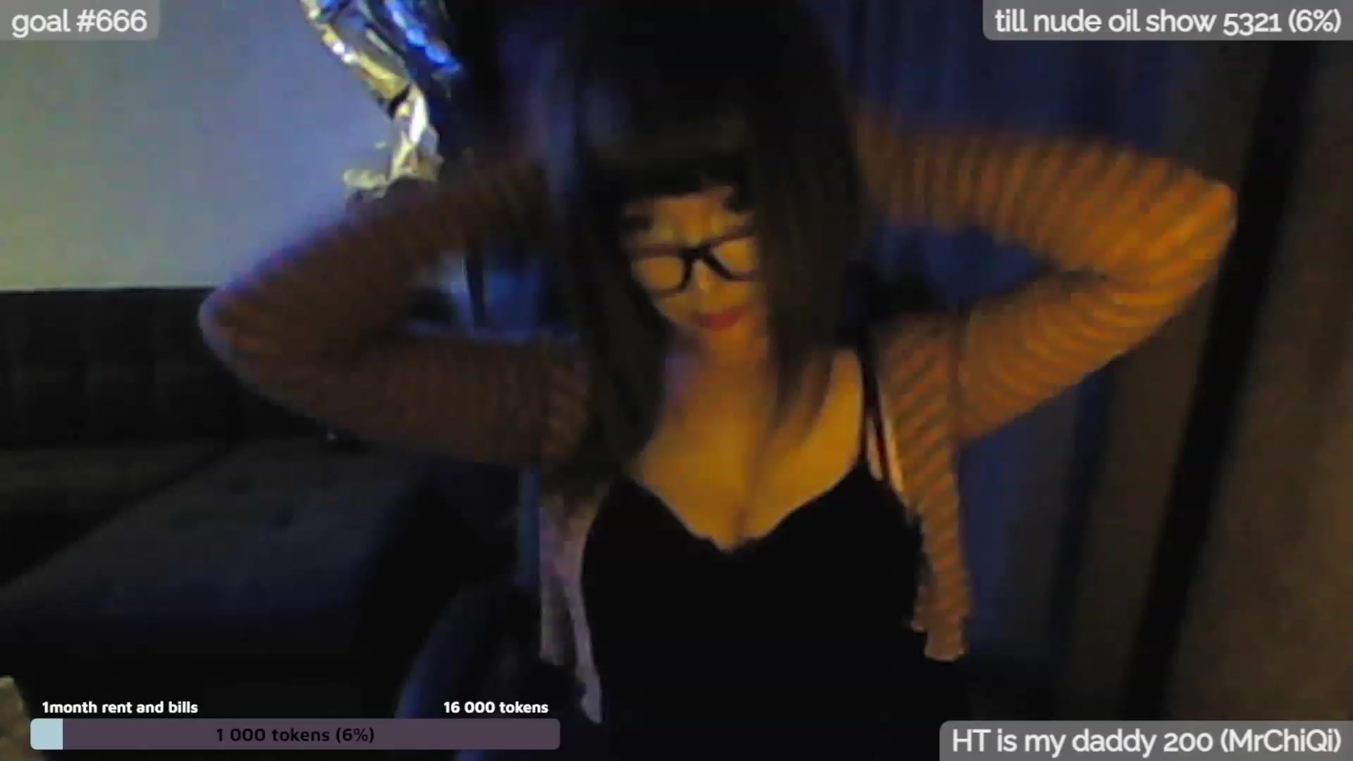 Gallery image thumbnail from unique_one's myfreecams stream on, 04/06/2023, 16:41 image 3 of 20