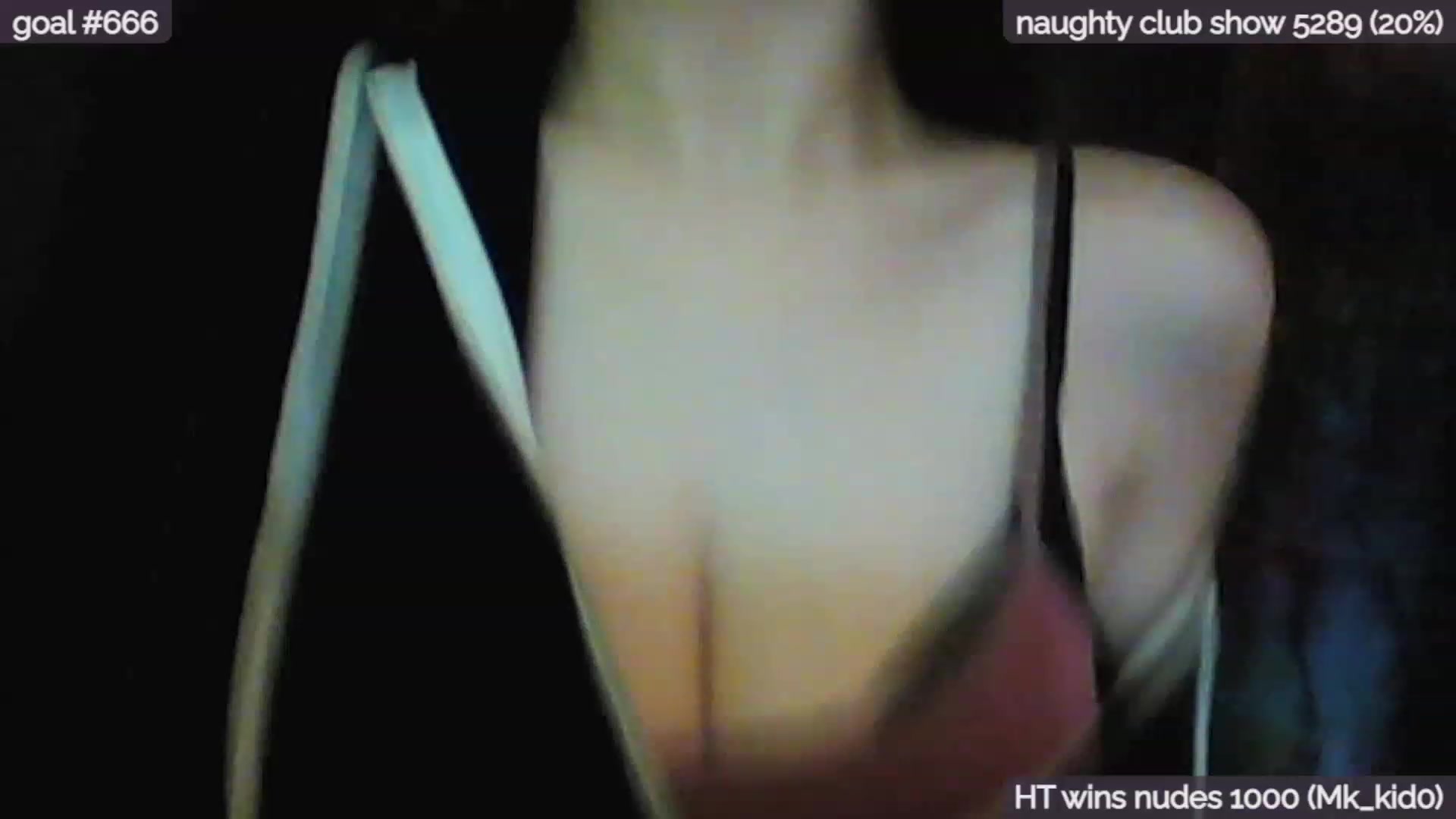 Gallery image thumbnail from unique_one's myfreecams stream on, 04/14/2023, 23:06 image 15 of 20