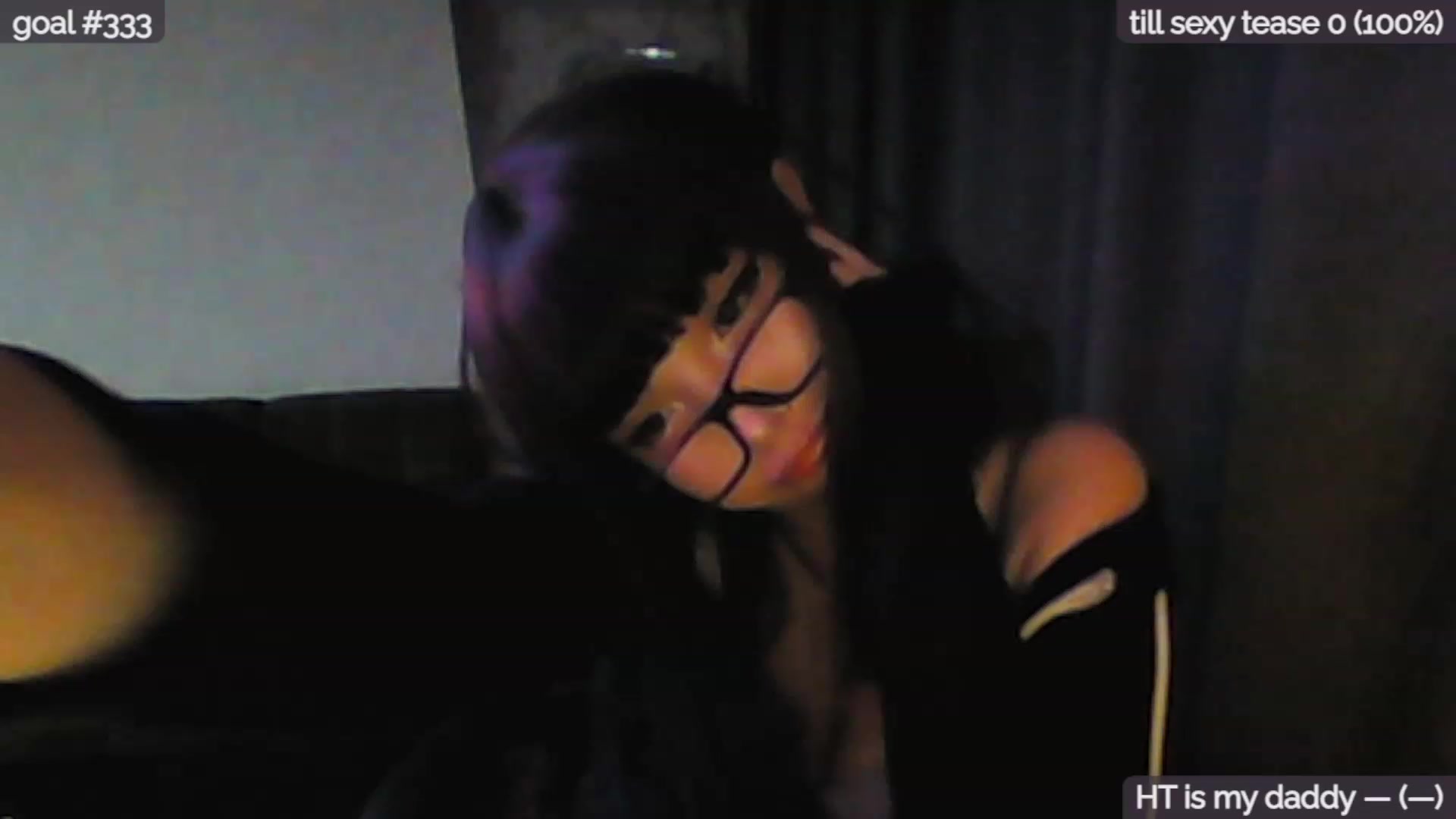 Gallery image thumbnail from unique_one's myfreecams stream on, 04/26/2023, 23:08 image 3 of 20