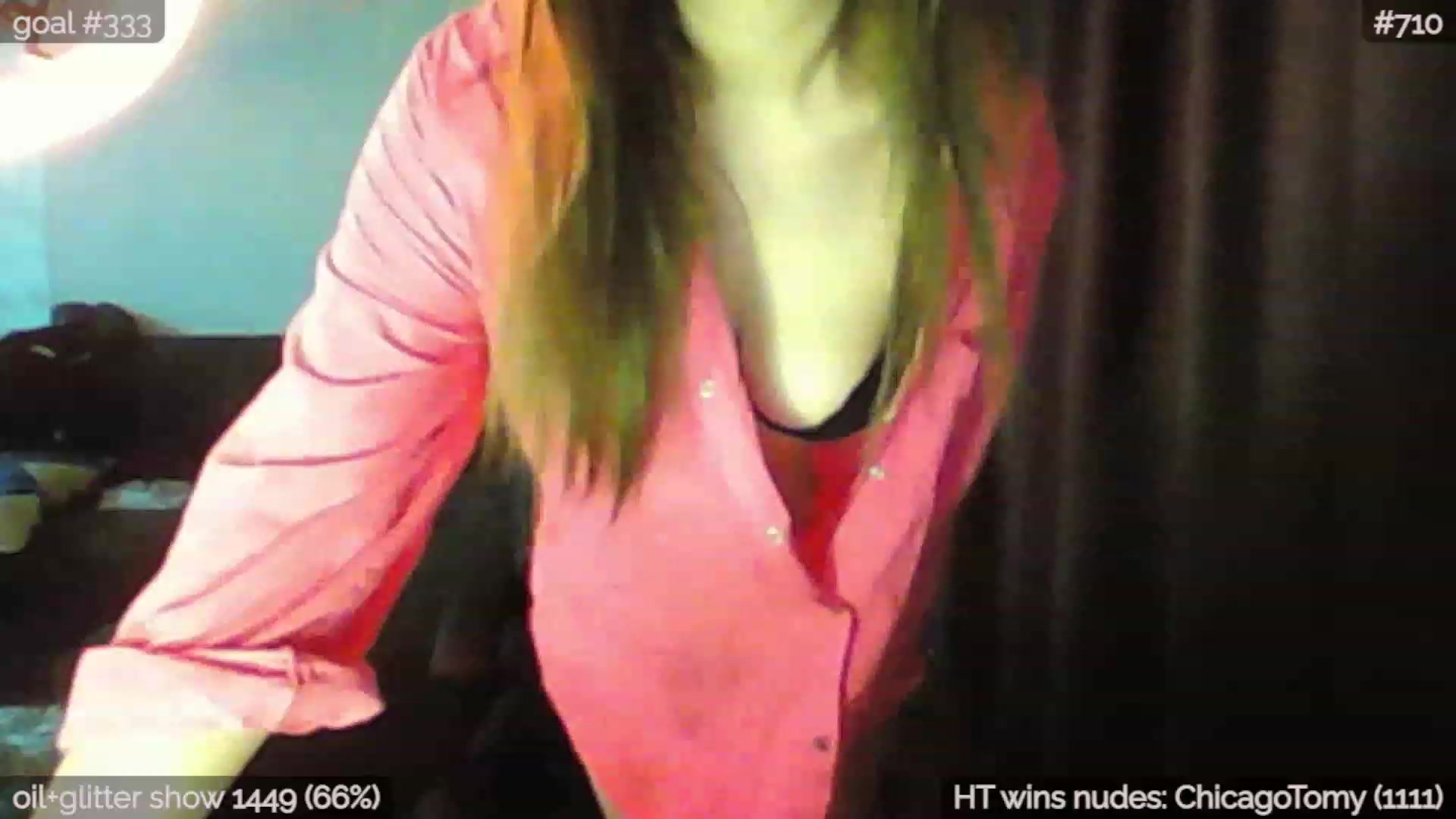 Gallery image thumbnail from unique_one's myfreecams stream on, 05/20/2023, 19:45 image 17 of 20