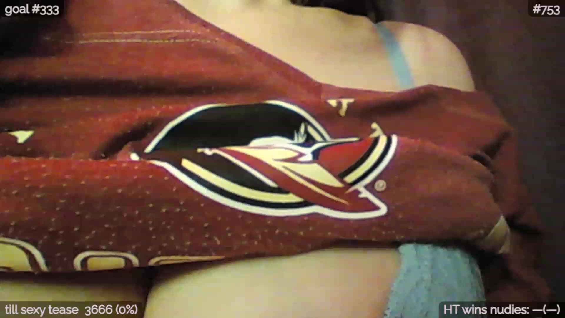 Gallery image thumbnail from unique_one's myfreecams stream on, 05/23/2023, 19:16 image 7 of 20