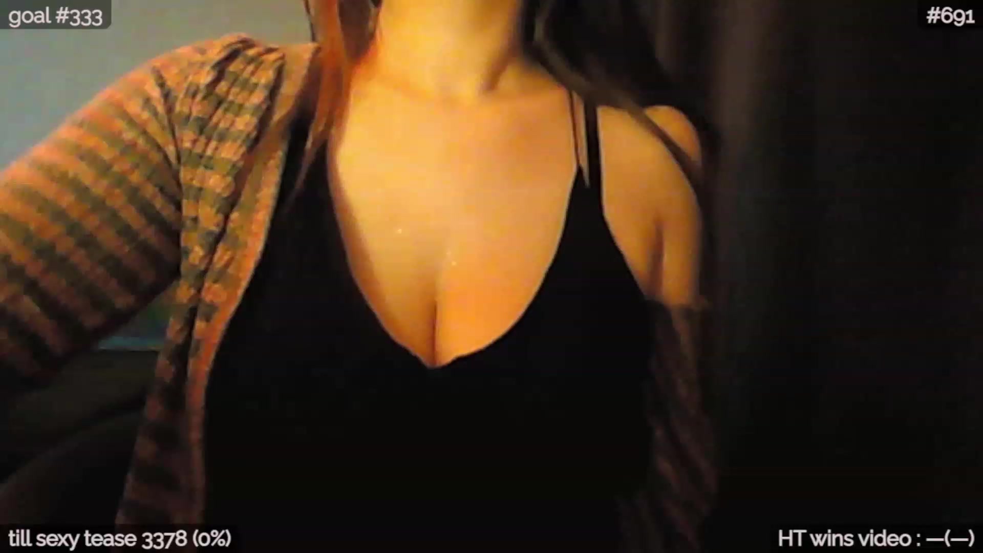 Gallery image thumbnail from unique_one's myfreecams stream on, 05/31/2023, 15:36 image 20 of 20