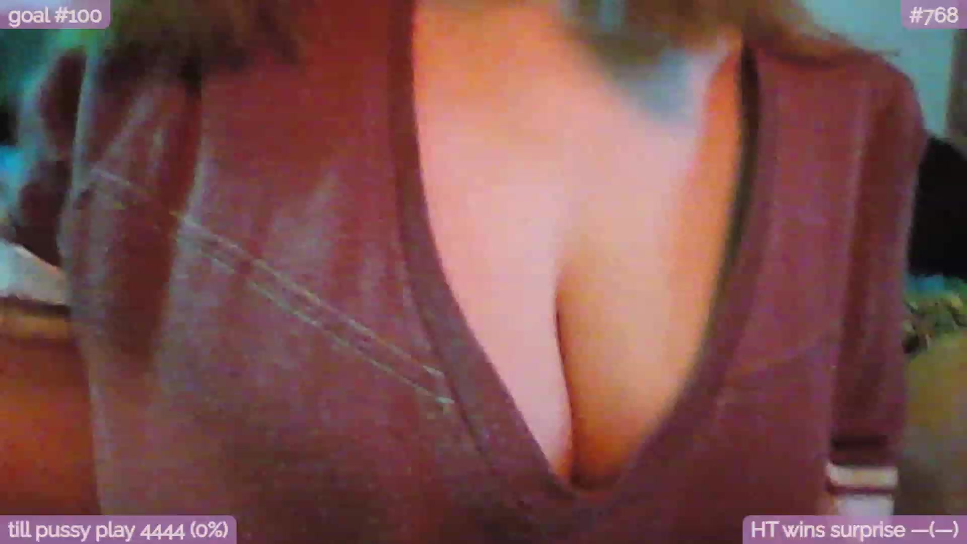 Gallery image thumbnail from unique_one's myfreecams stream on, 06/05/2023, 15:26 image 2 of 20