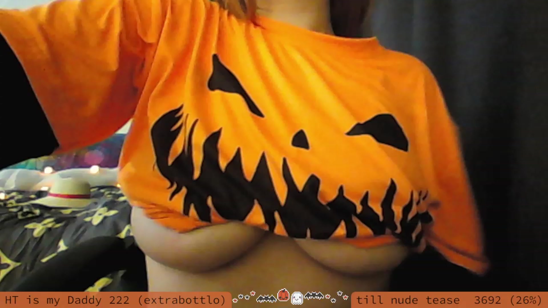 Gallery image thumbnail from unique_one's myfreecams stream on, 10/05/2023, 24:32 image 17 of 20