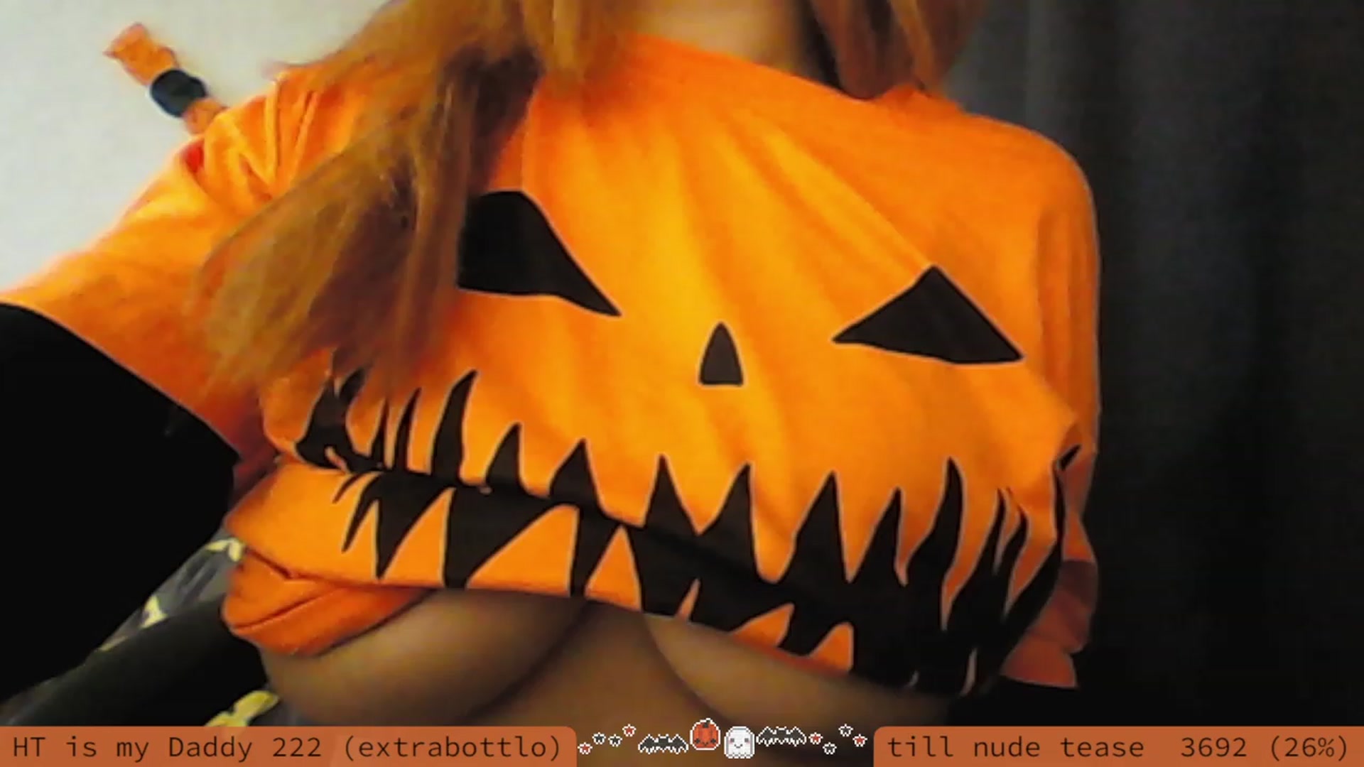 Gallery image thumbnail from unique_one's myfreecams stream on, 10/05/2023, 24:32 image 16 of 20
