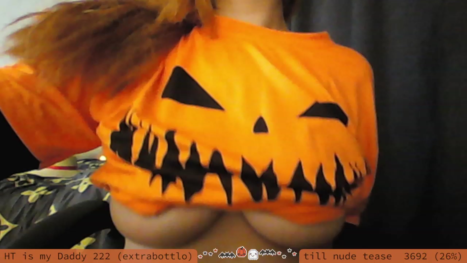Gallery image thumbnail from unique_one's myfreecams stream on, 10/05/2023, 24:32 image 18 of 20