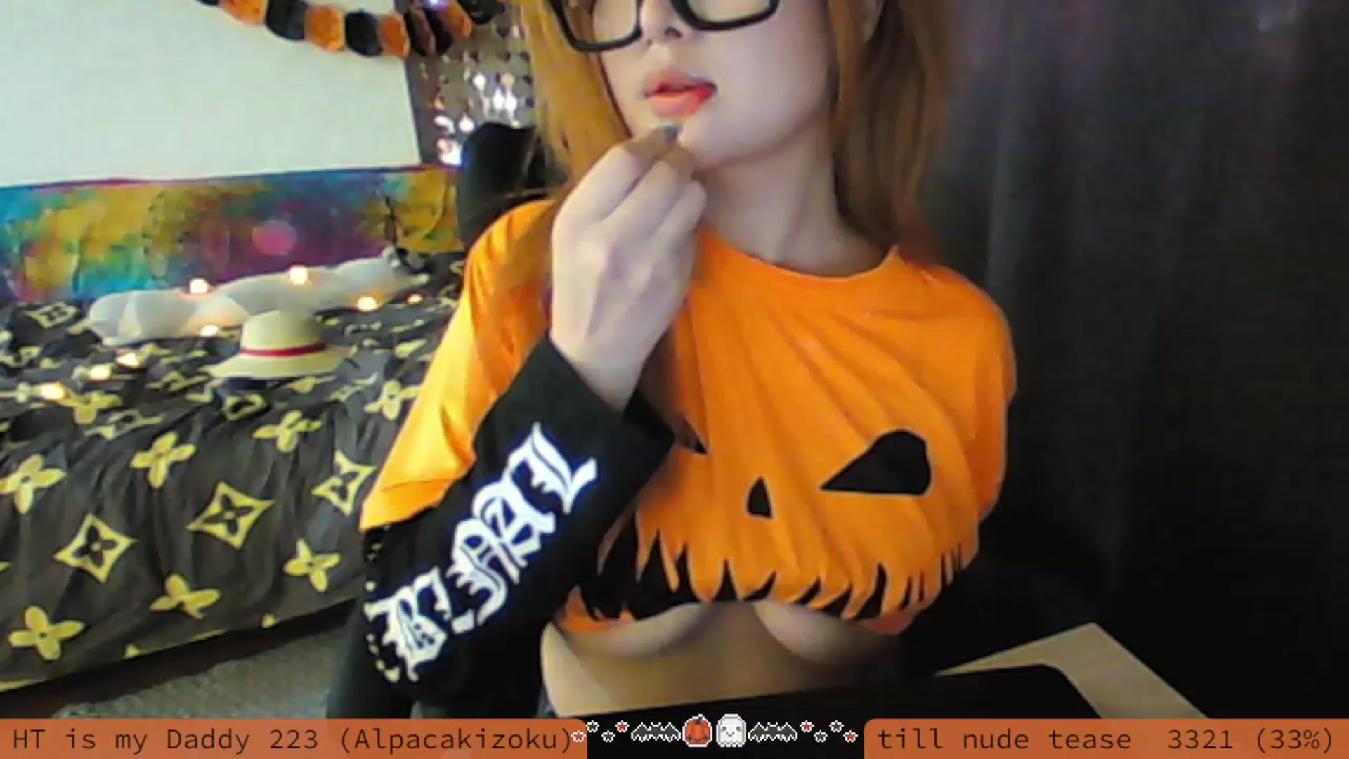 Gallery image thumbnail from unique_one's myfreecams stream on, 10/05/2023, 01:32 image 15 of 20