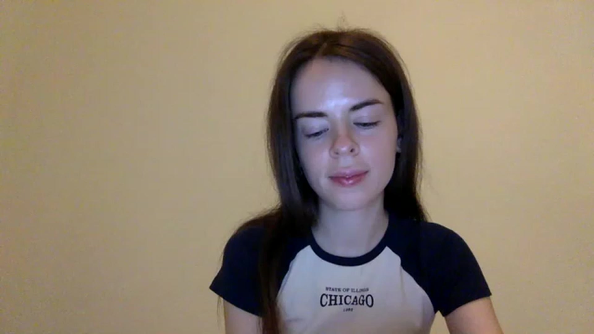 Gallery image thumbnail from unknown_sun's myfreecams stream on, 12/18/2022, 20:37 image 7 of 20