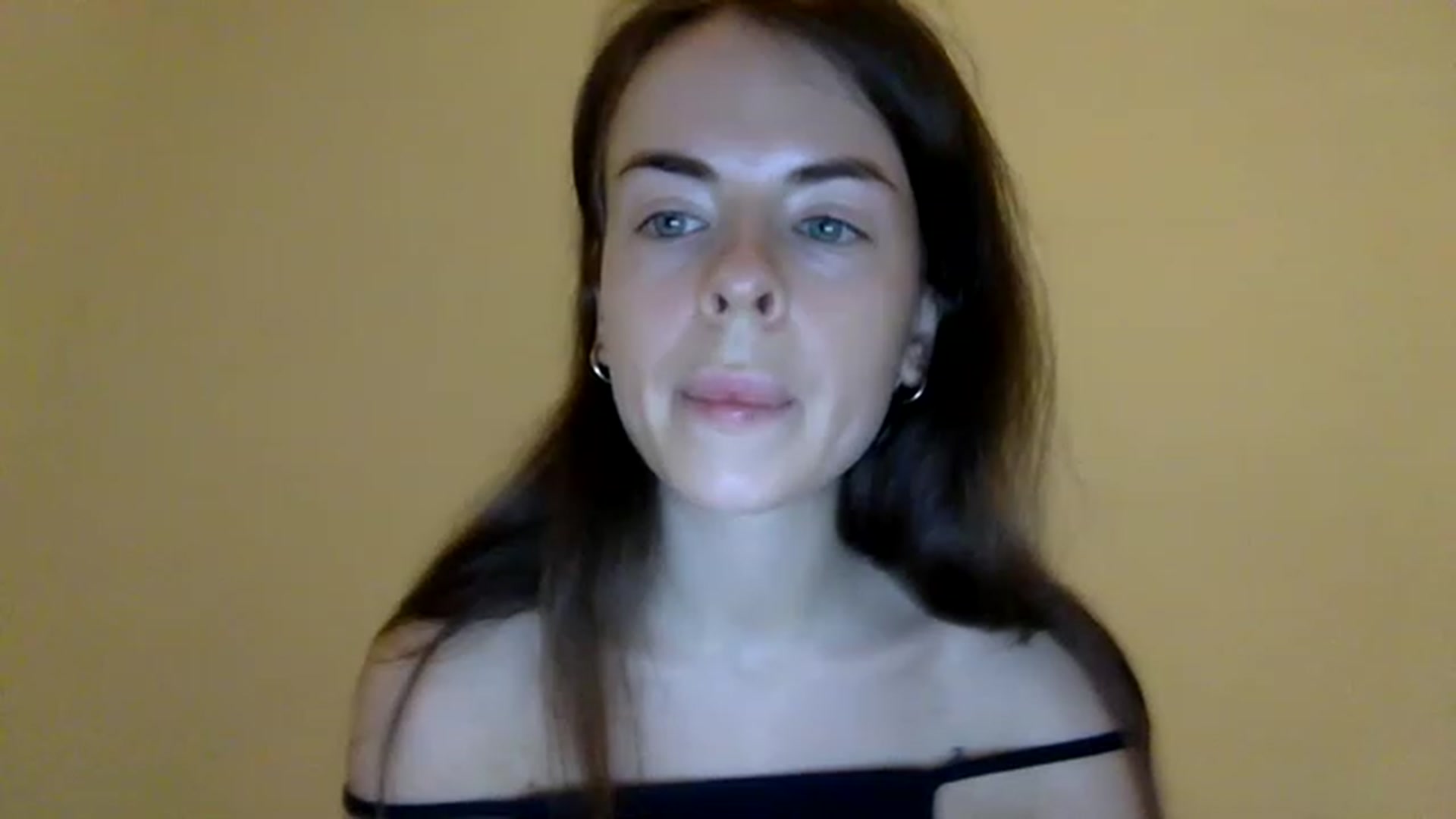 Gallery image thumbnail from unknown_sun's myfreecams stream on, 12/23/2022, 21:36 image 6 of 20