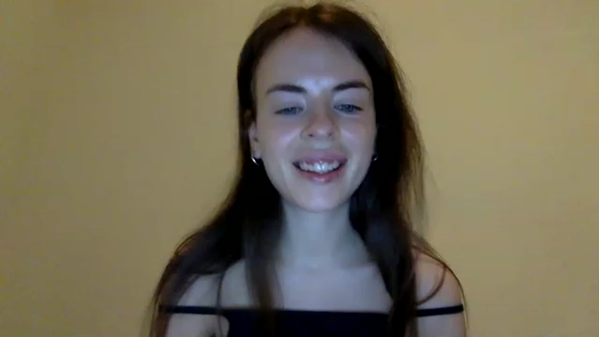 Gallery image thumbnail from unknown_sun's myfreecams stream on, 12/23/2022, 21:36 image 7 of 20