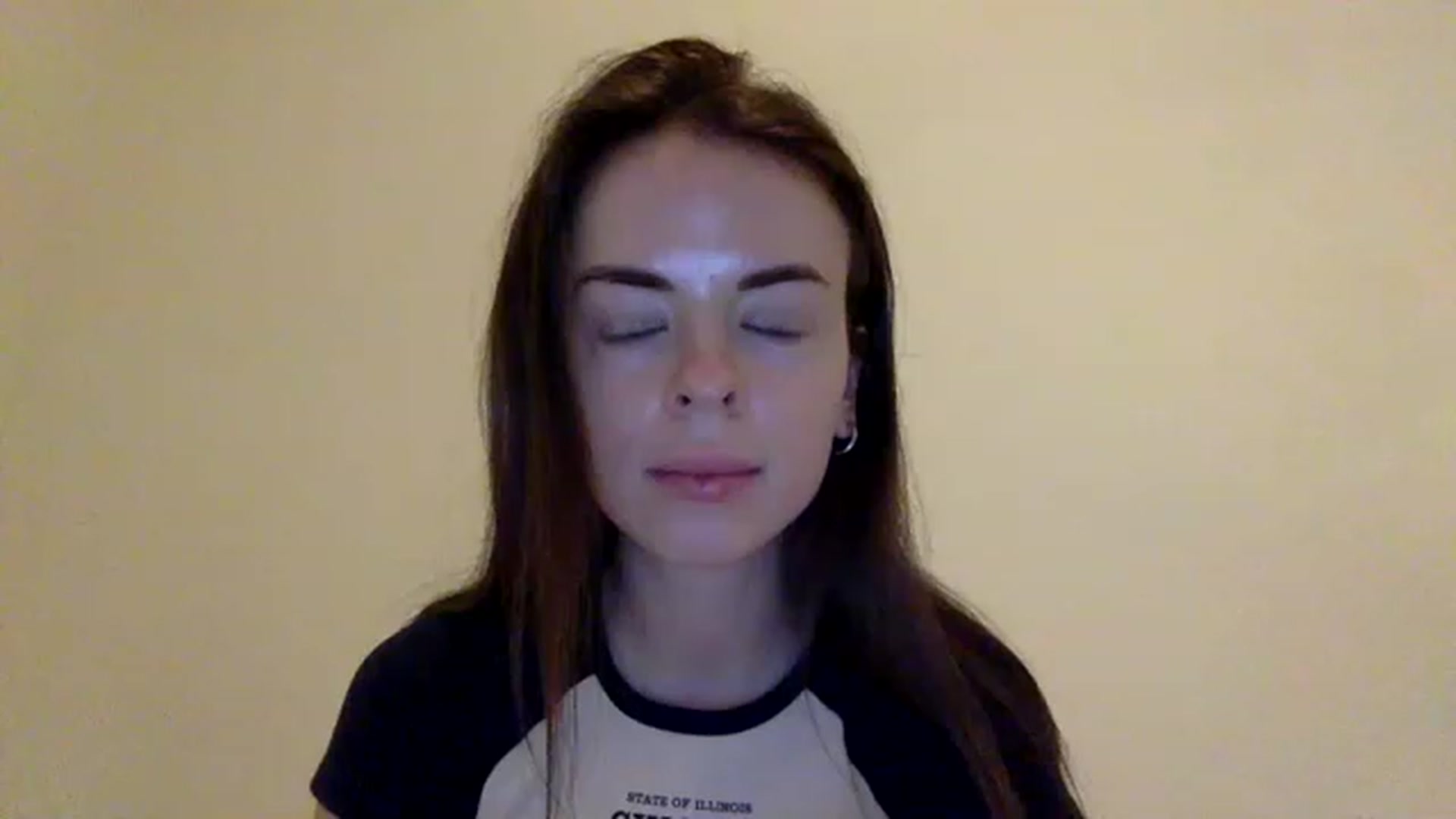 Gallery image thumbnail from unknown_sun's myfreecams stream on, 12/26/2022, 23:52 image 15 of 20