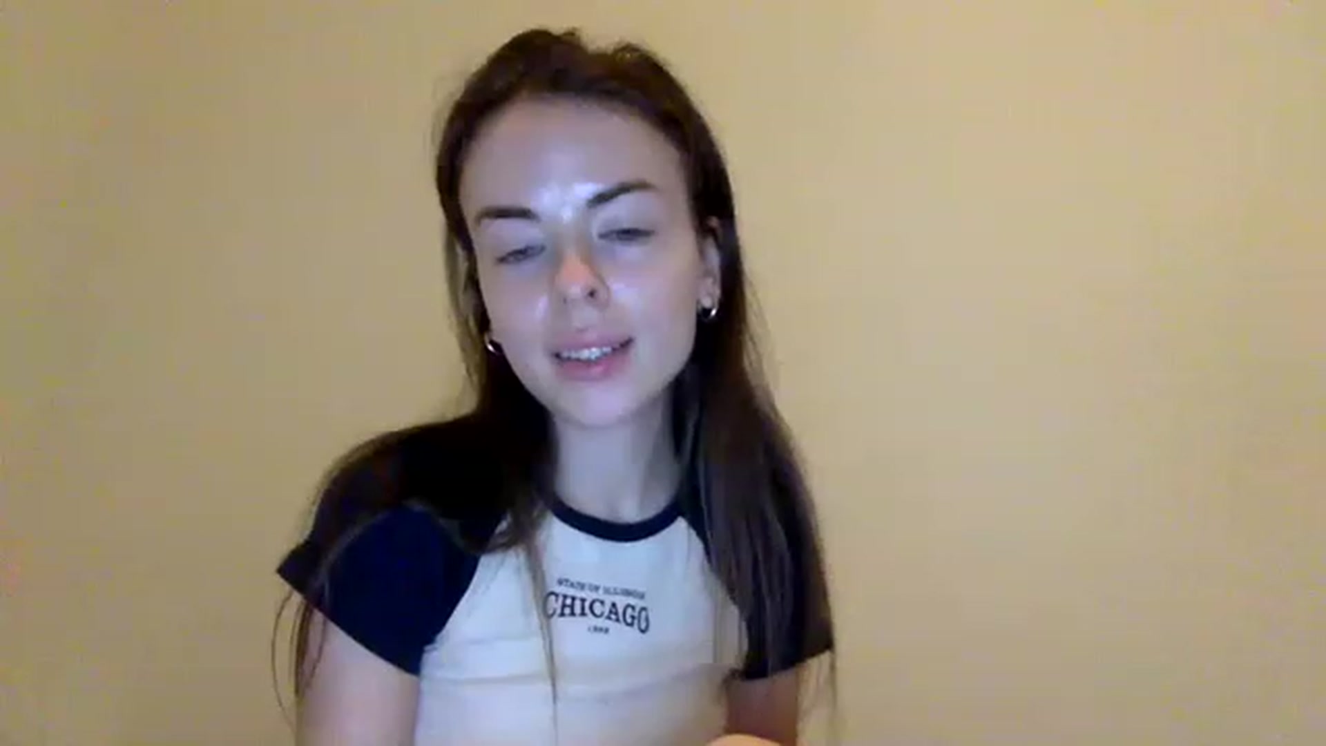 Gallery image thumbnail from unknown_sun's myfreecams stream on, 12/26/2022, 23:52 image 11 of 20
