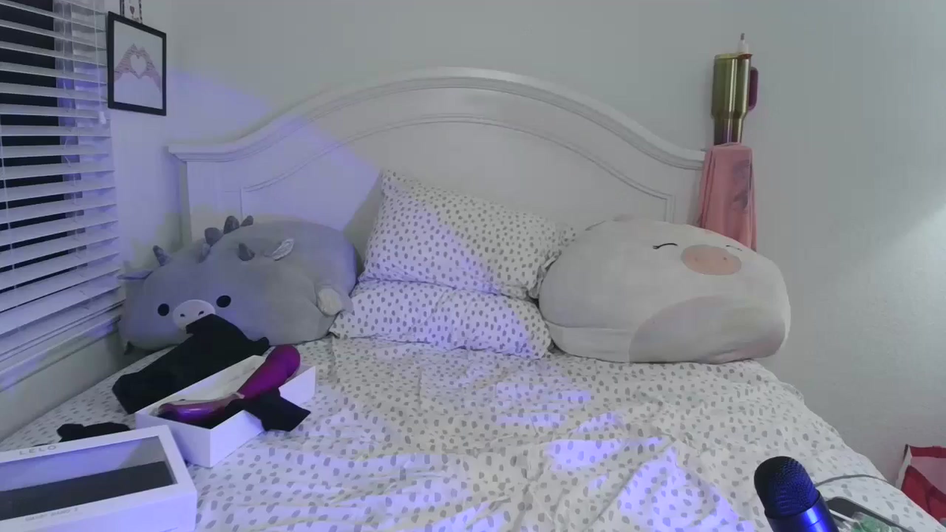 Gallery image thumbnail from urSEOULmate's myfreecams stream on, 09/23/2024, 09:47 image 19 of 20