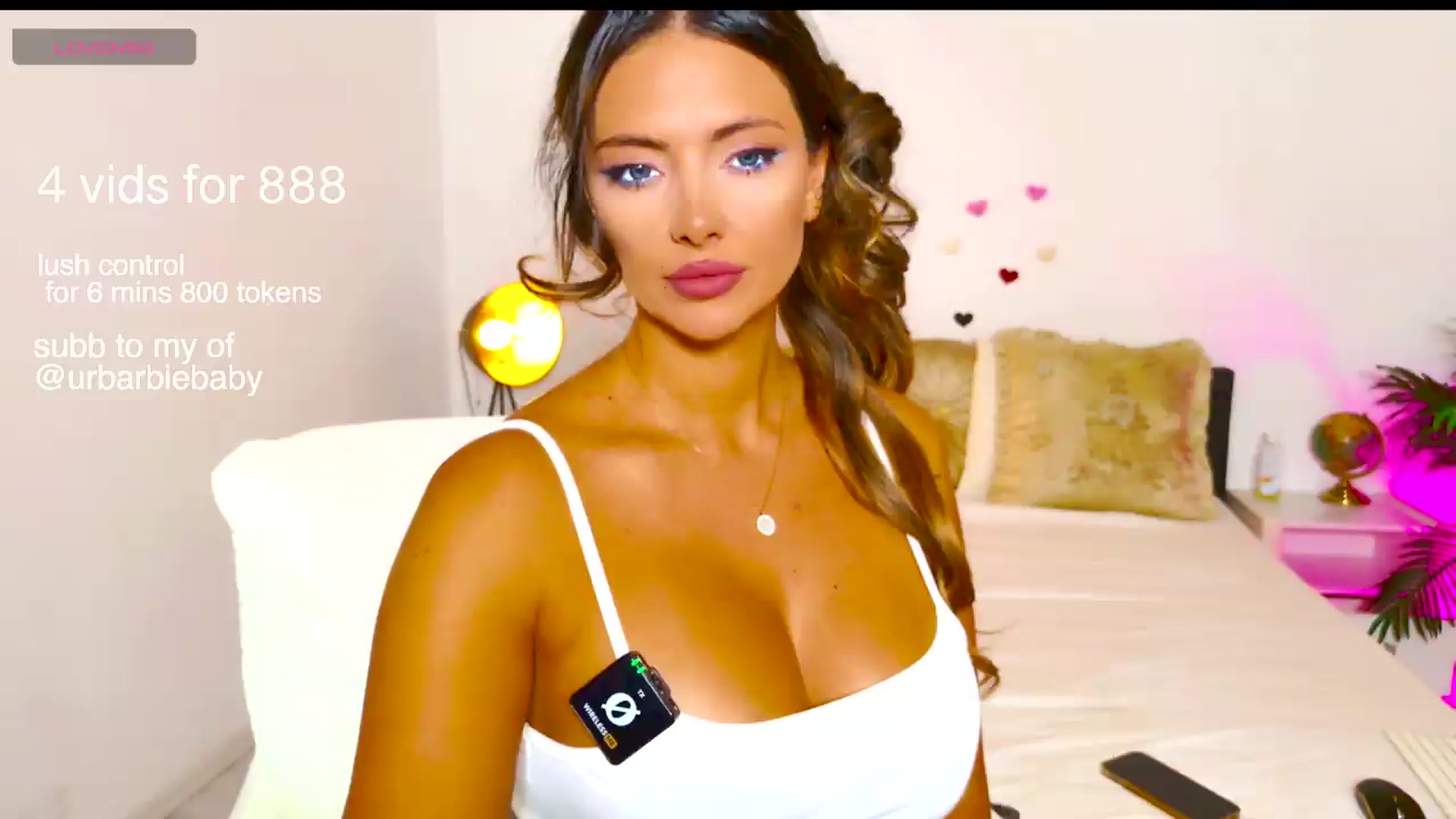 Gallery image thumbnail from urbarbie's myfreecams stream on, 08/15/2026, 20:25 image 1 of 20