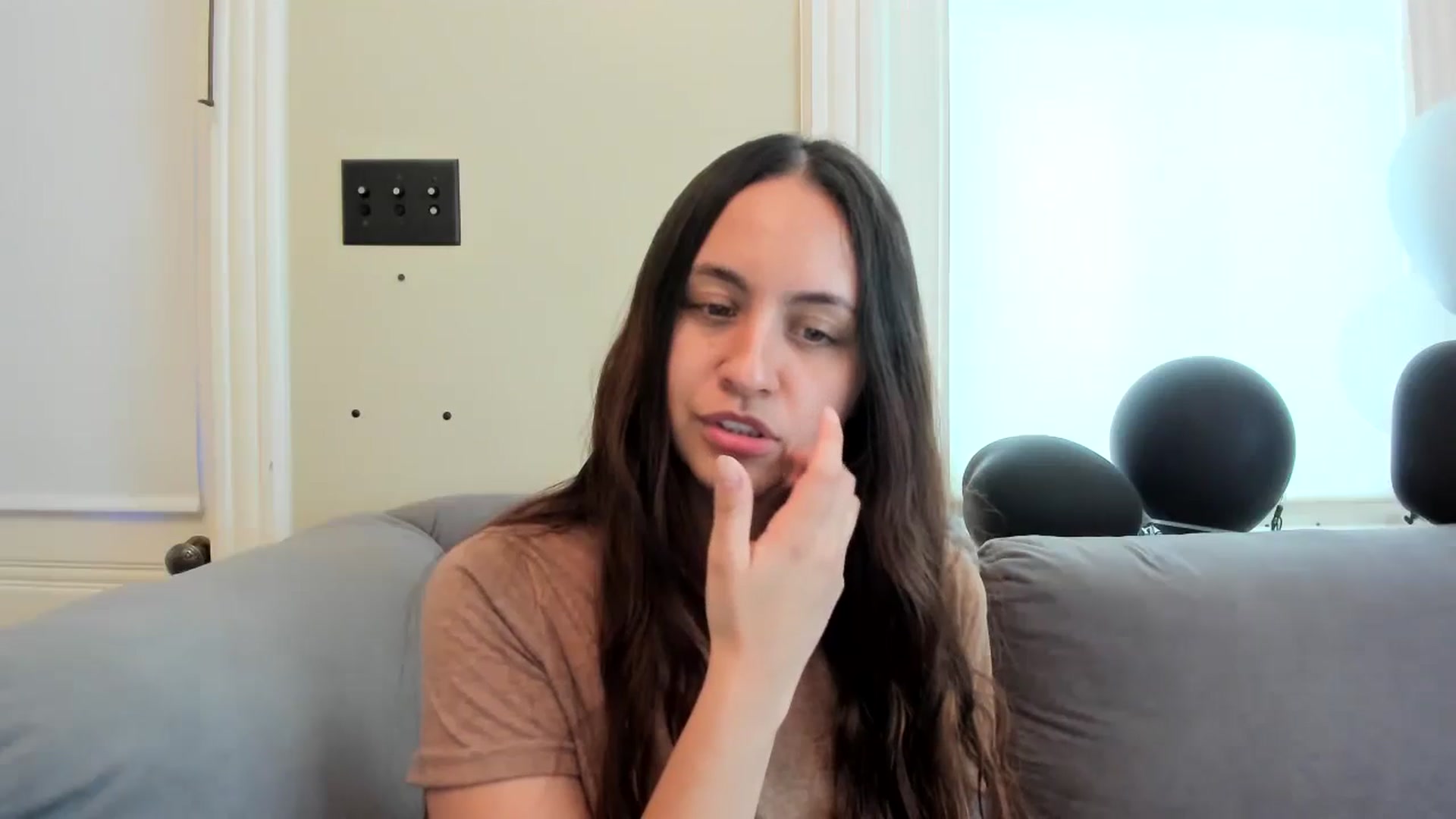 Gallery image thumbnail from urcute's myfreecams stream on, 06/11/2024, 20:48 image 11 of 20