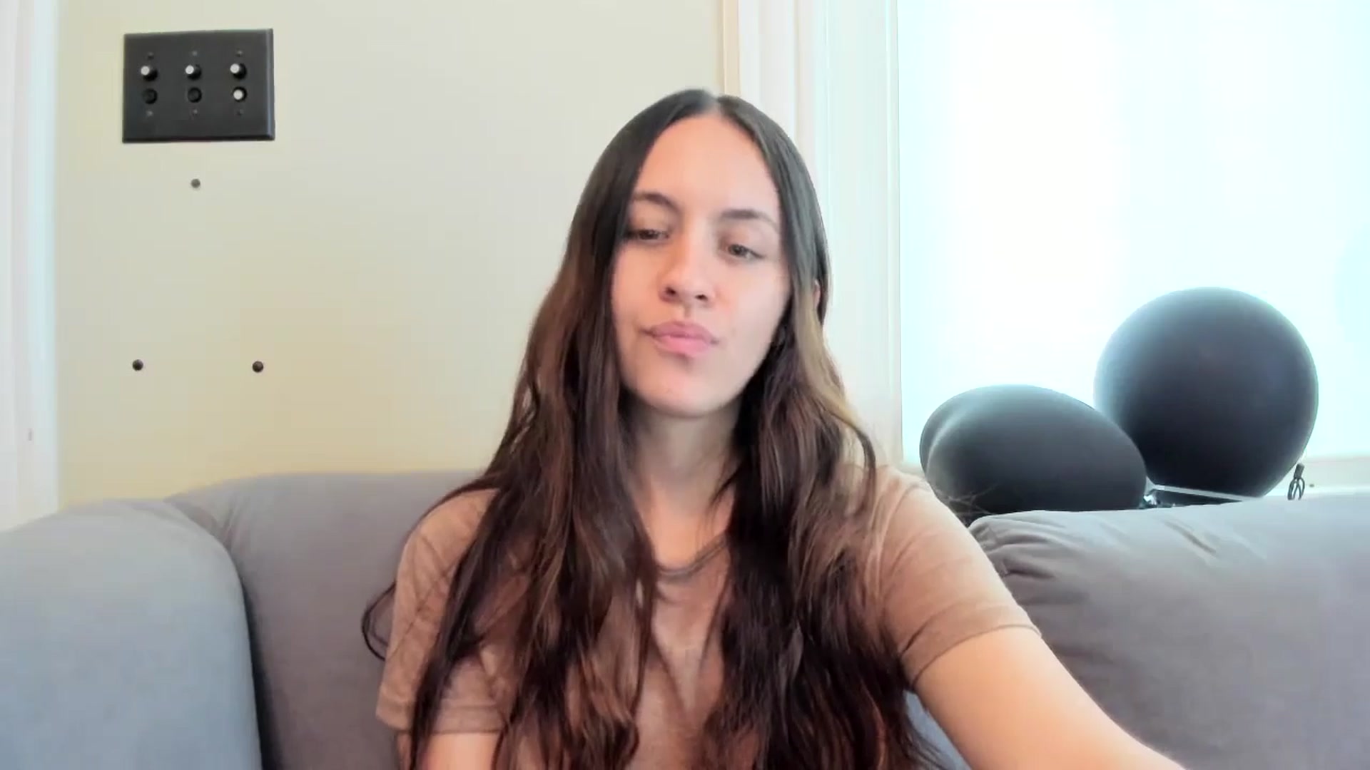 Gallery image thumbnail from urcute's myfreecams stream on, 06/11/2024, 20:48 image 15 of 20