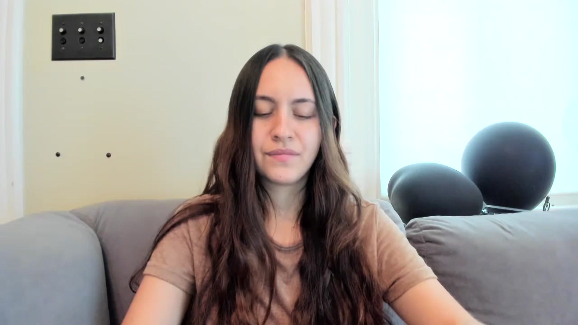 Gallery image thumbnail from urcute's myfreecams stream on, 06/11/2024, 20:48 image 20 of 20