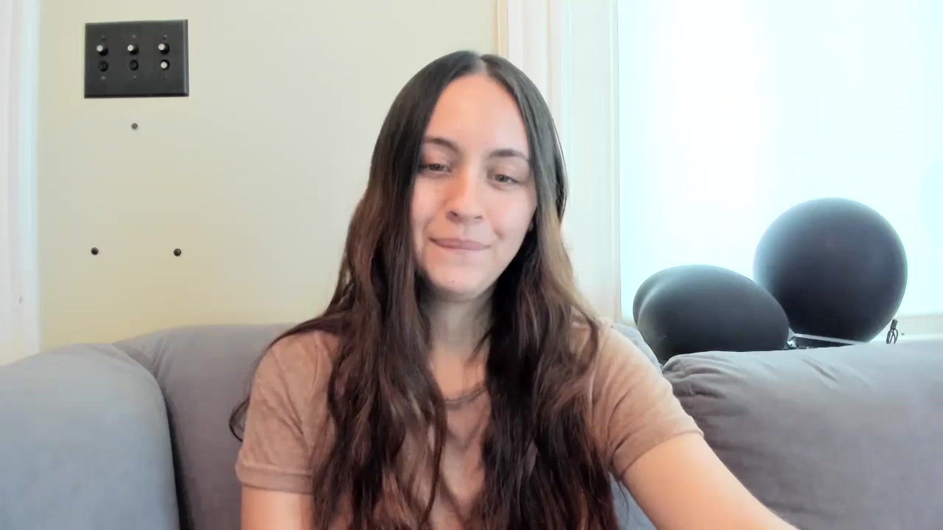 Gallery image thumbnail from urcute's myfreecams stream on, 06/11/2024, 20:48 image 17 of 20