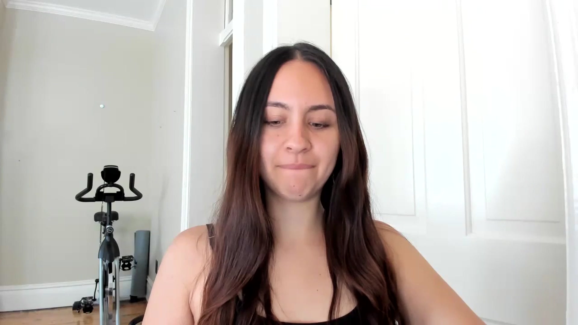 Gallery image thumbnail from urcute's myfreecams stream on, 06/15/2024, 17:30 image 13 of 20