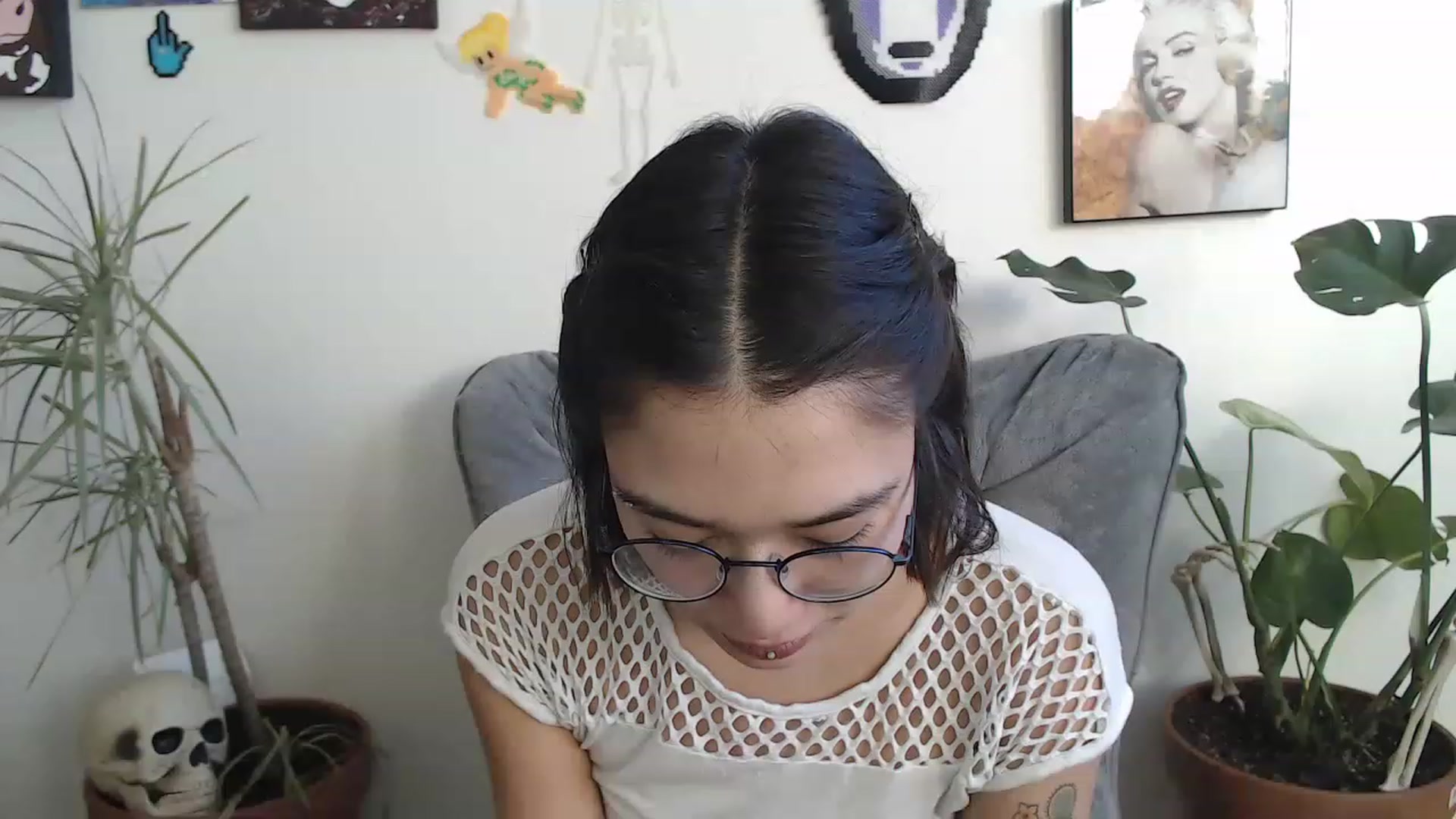 Gallery image thumbnail from urfavwasian's myfreecams stream on, 11/15/2022, 21:32 image 1 of 20