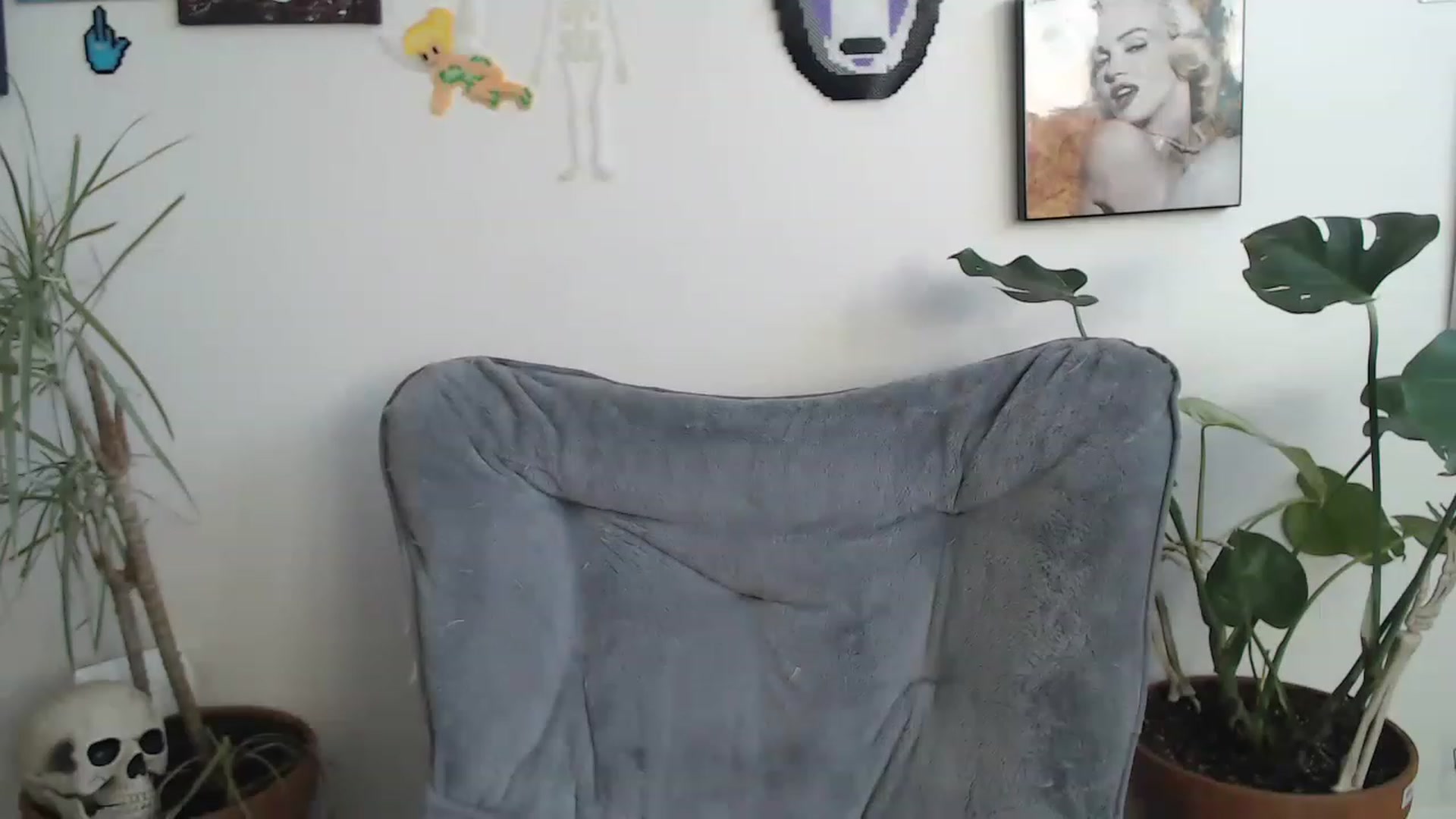 Gallery image thumbnail from urfavwasian's myfreecams stream on, 11/15/2022, 21:32 image 9 of 20