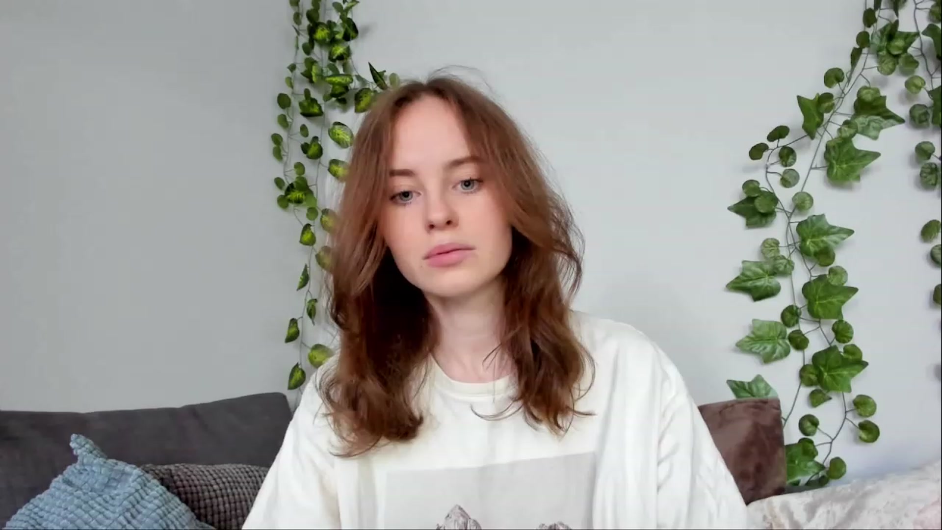 Gallery image thumbnail from userSasha's myfreecams stream on, 12/05/2022, 03:33 image 2 of 20