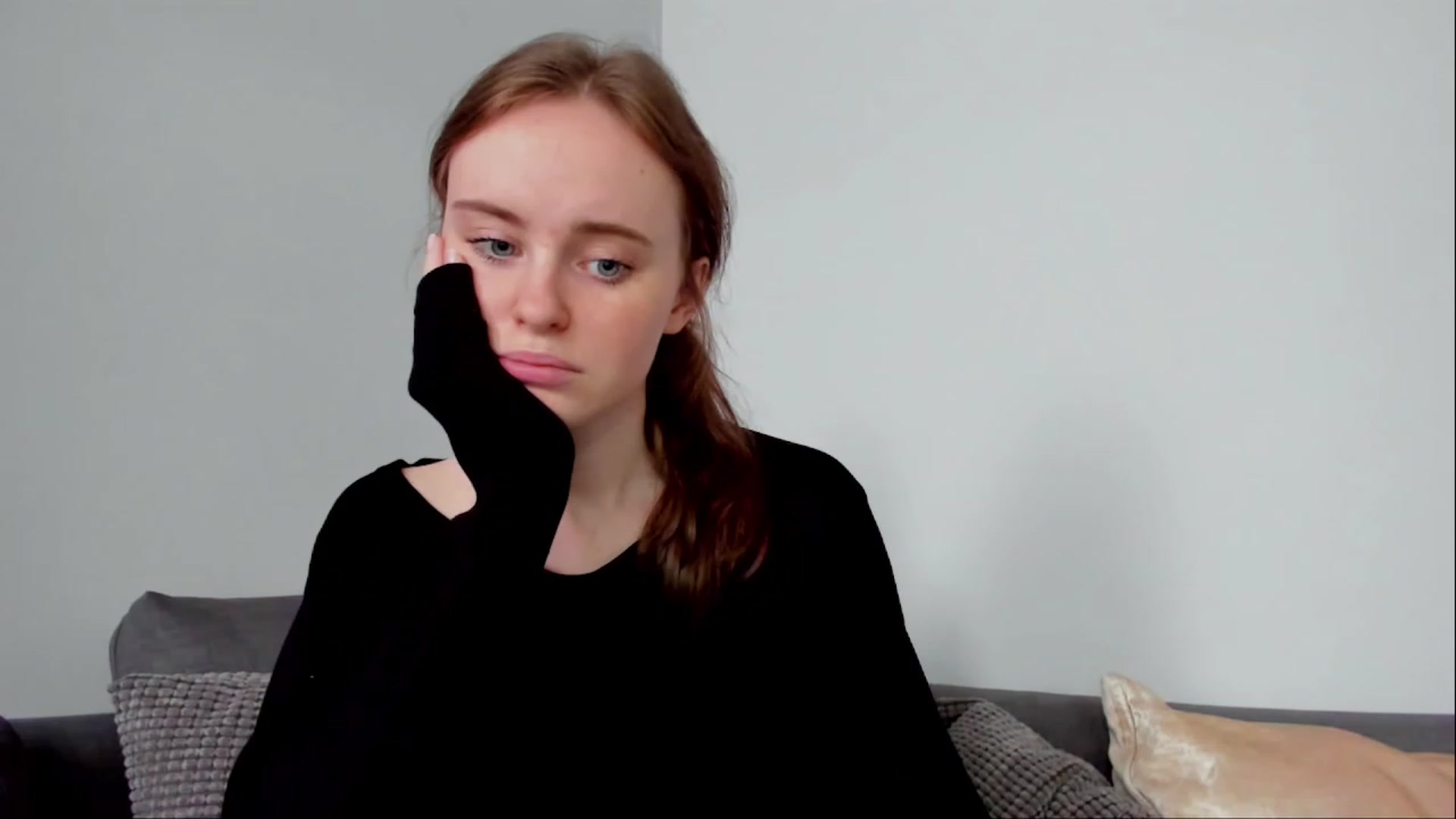 Gallery image thumbnail from userSasha's myfreecams stream on, 02/20/2023, 02:52 image 6 of 20