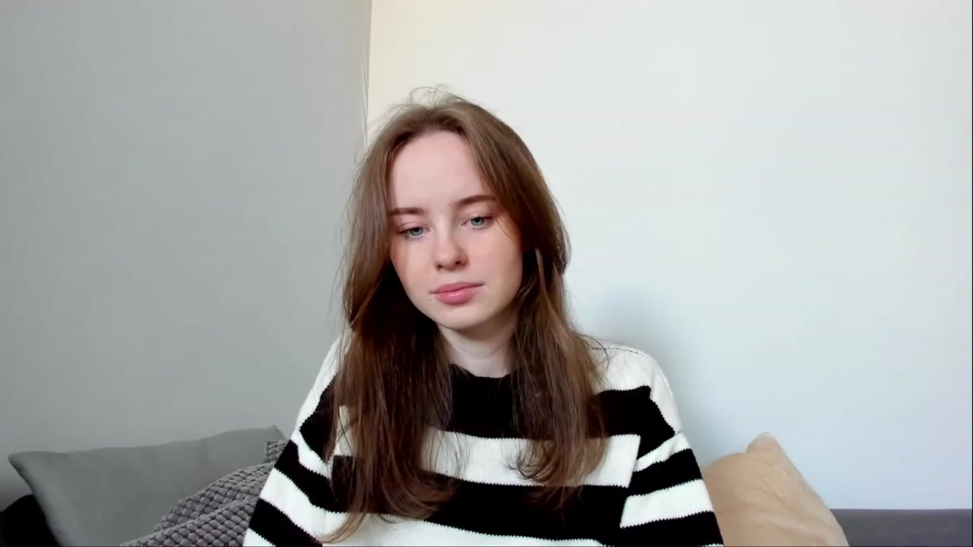 Gallery image thumbnail from userSasha's myfreecams stream on, 03/18/2023, 03:02 image 1 of 20