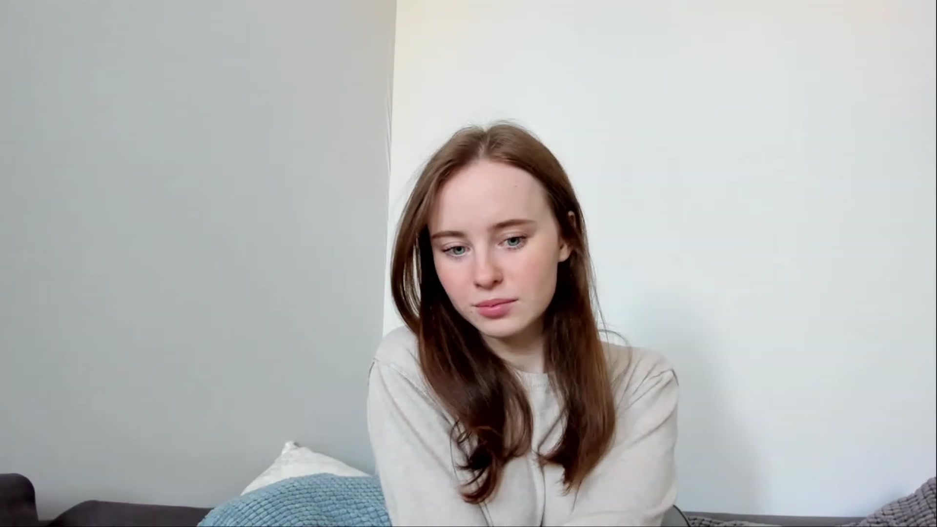 Gallery image thumbnail from userSasha's myfreecams stream on, 04/01/2023, 03:17 image 13 of 20