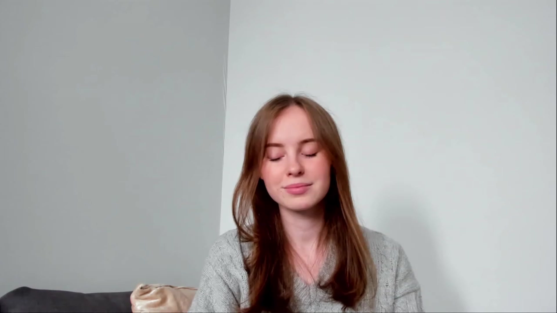 Gallery image thumbnail from userSasha's myfreecams stream on, 04/02/2023, 05:09 image 19 of 20