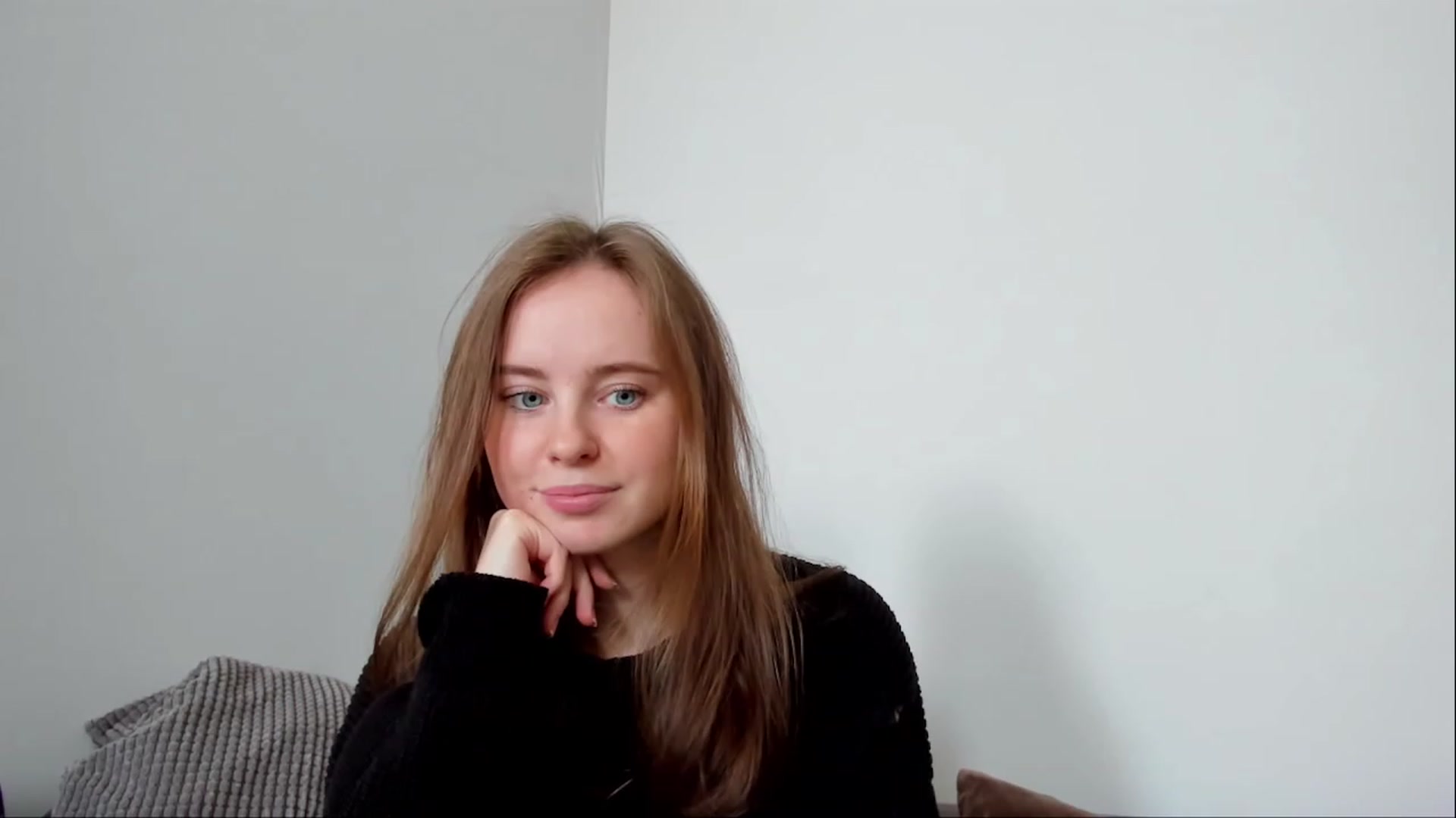 Gallery image thumbnail from userSasha's myfreecams stream on, 04/09/2023, 05:18 image 3 of 20