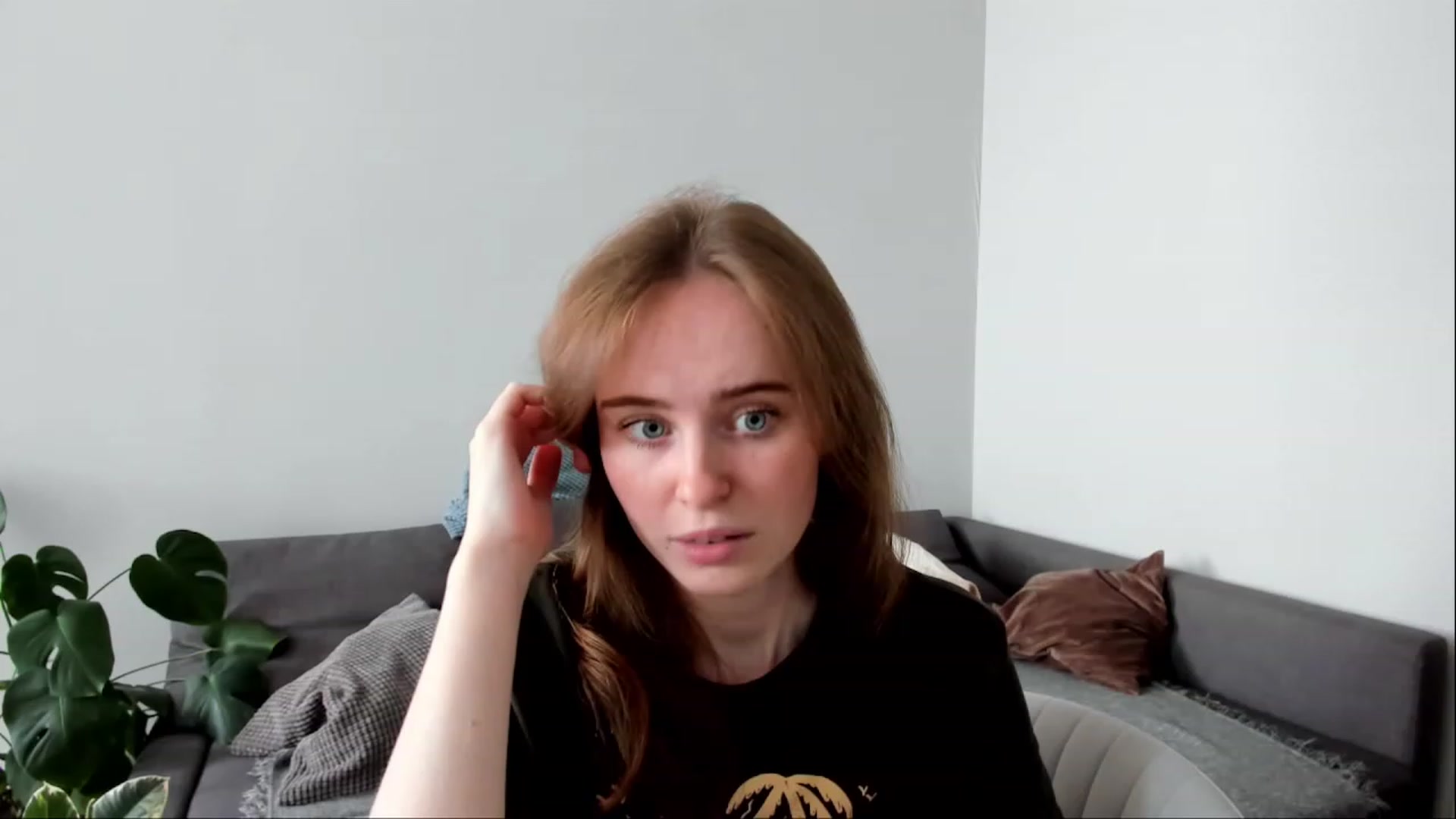 Gallery image thumbnail from userSasha's myfreecams stream on, 05/21/2023, 06:54 image 6 of 20