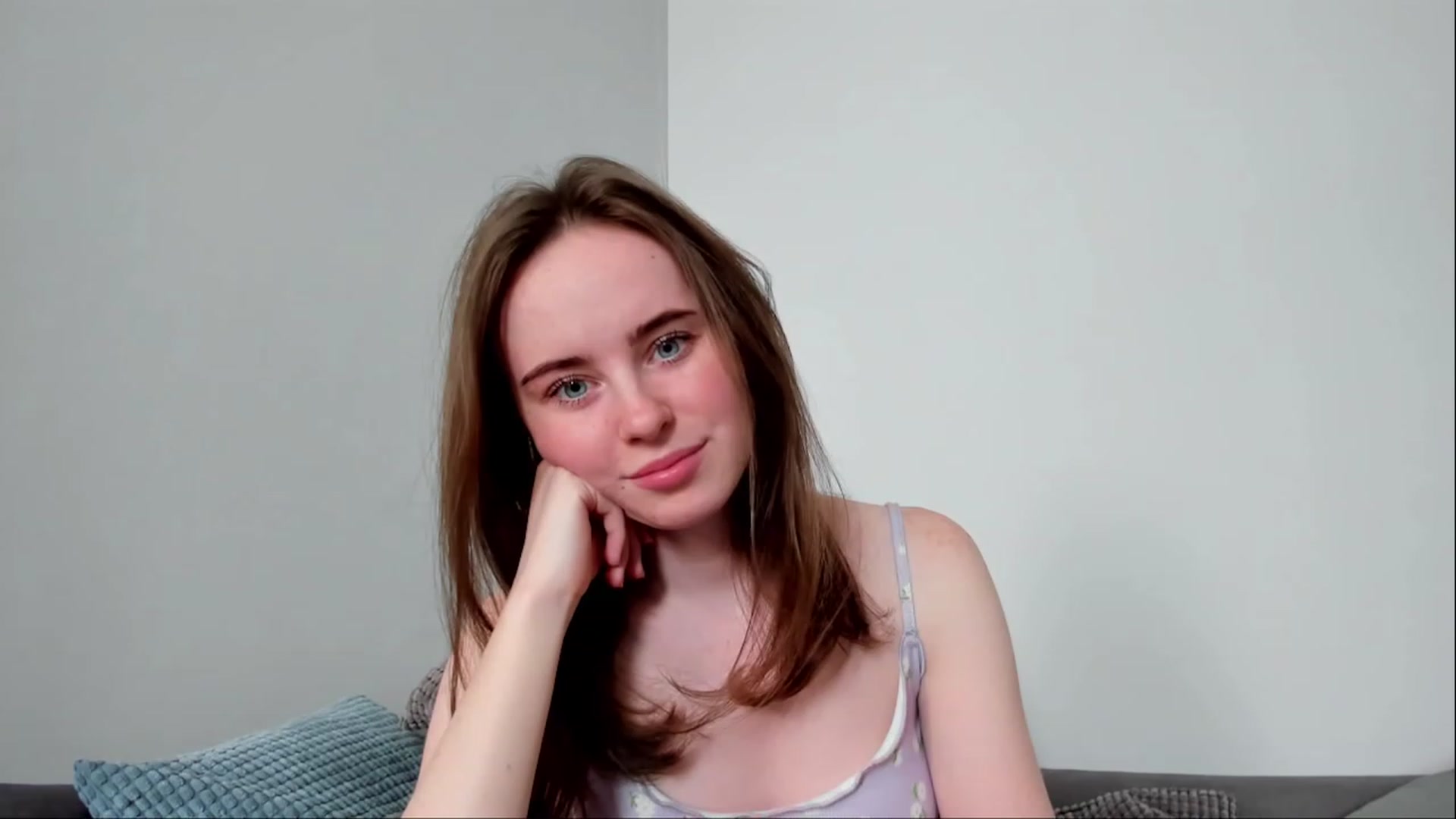 Gallery image thumbnail from userSasha's myfreecams stream on, 06/01/2023, 12:00 image 14 of 20
