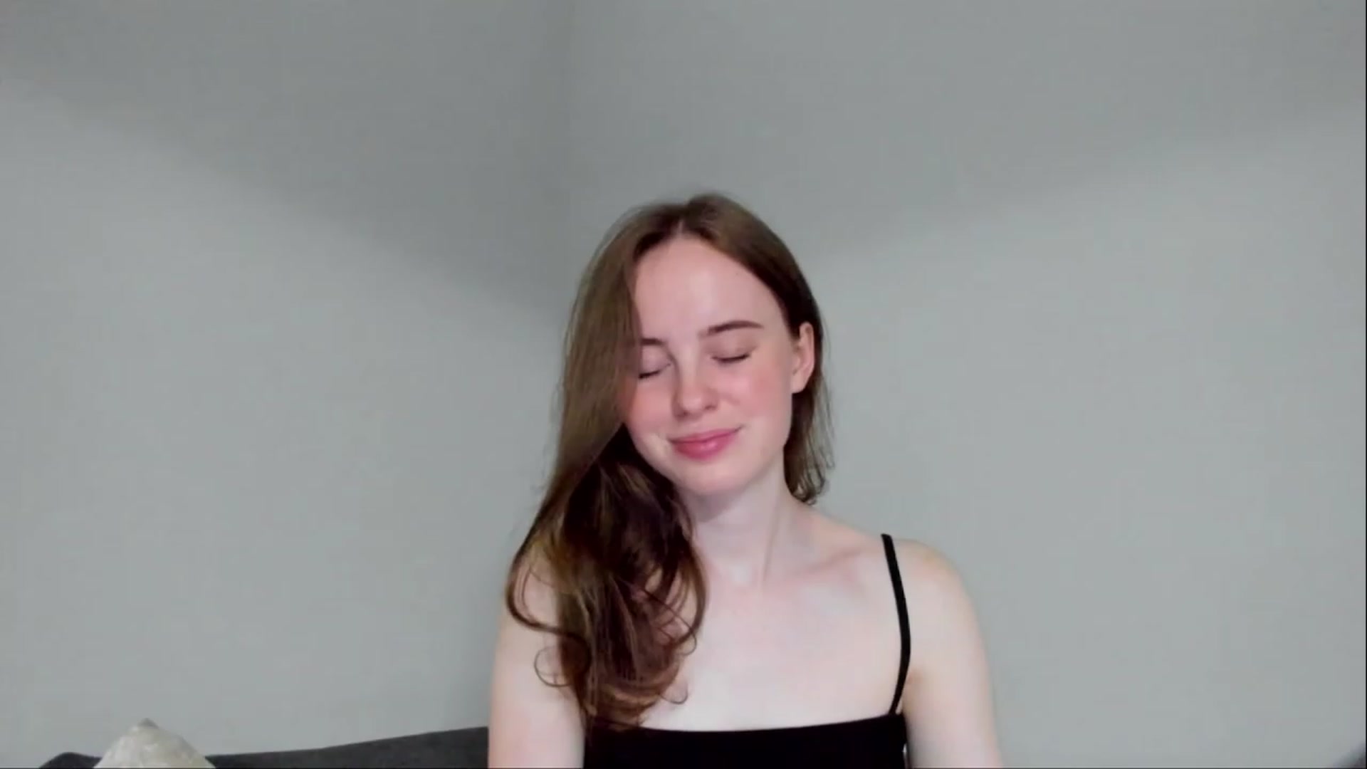 Gallery image thumbnail from userSasha's myfreecams stream on, 06/07/2023, 16:17 image 7 of 20