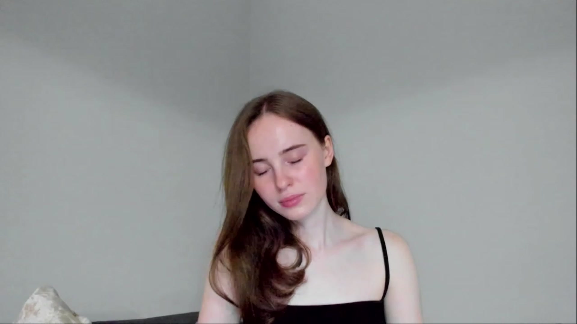Gallery image thumbnail from userSasha's myfreecams stream on, 06/07/2023, 16:46 image 15 of 20